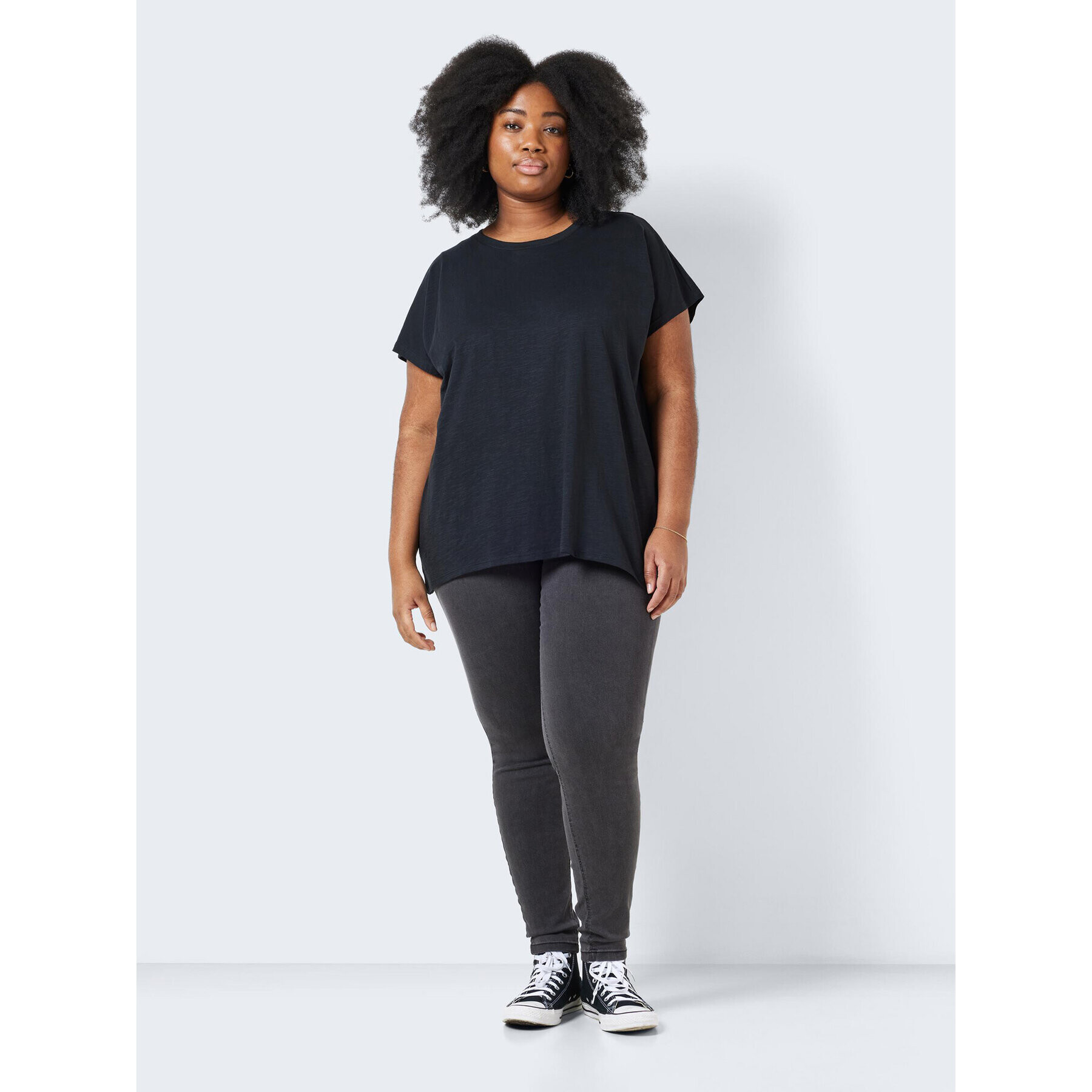 Noisy May Тишърт Mathilde 27016688 Черен Loose Fit - Pepit.bg