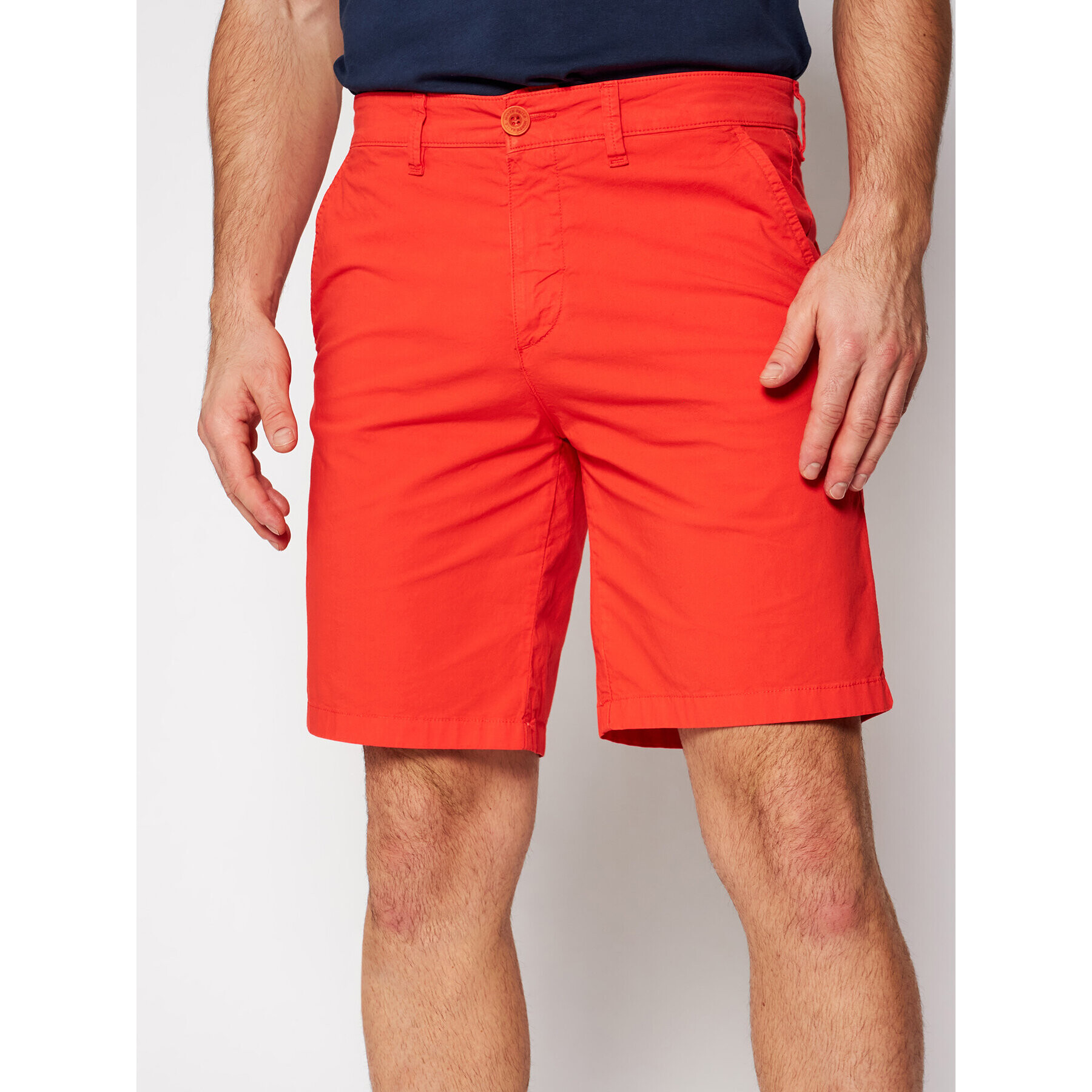 North Sails Шорти от плат Chino 672790 Червен Slim Fit - Pepit.bg