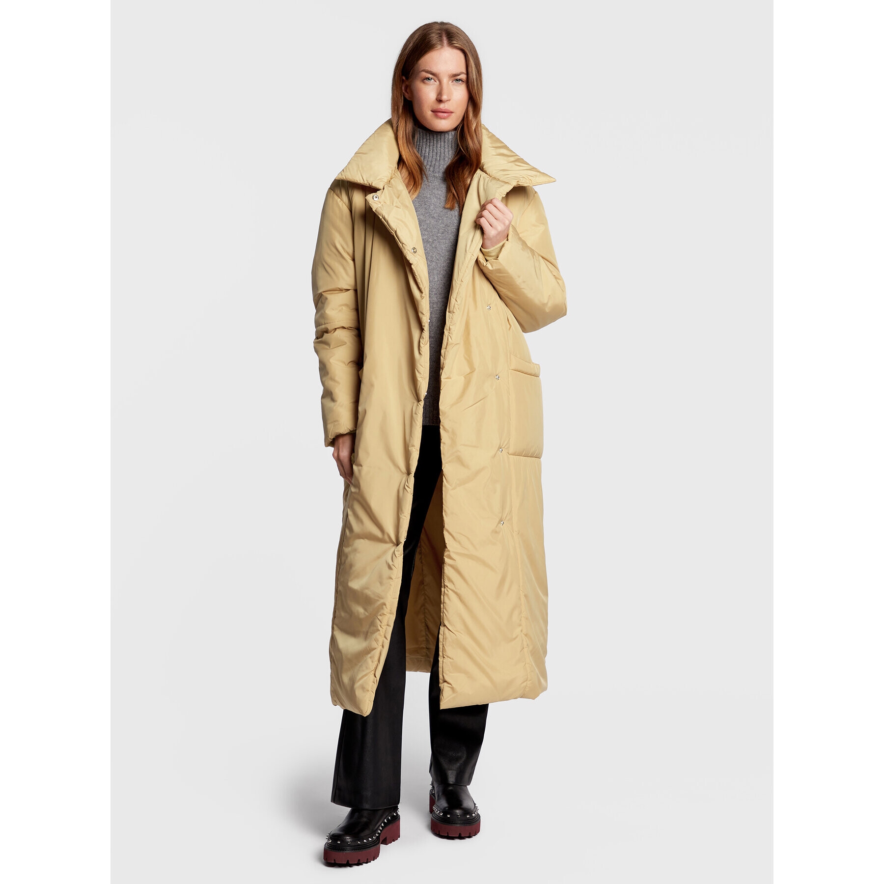 Notes Du Nord Пухено яке Emilia 12797 Бежов Regular Fit - Pepit.bg