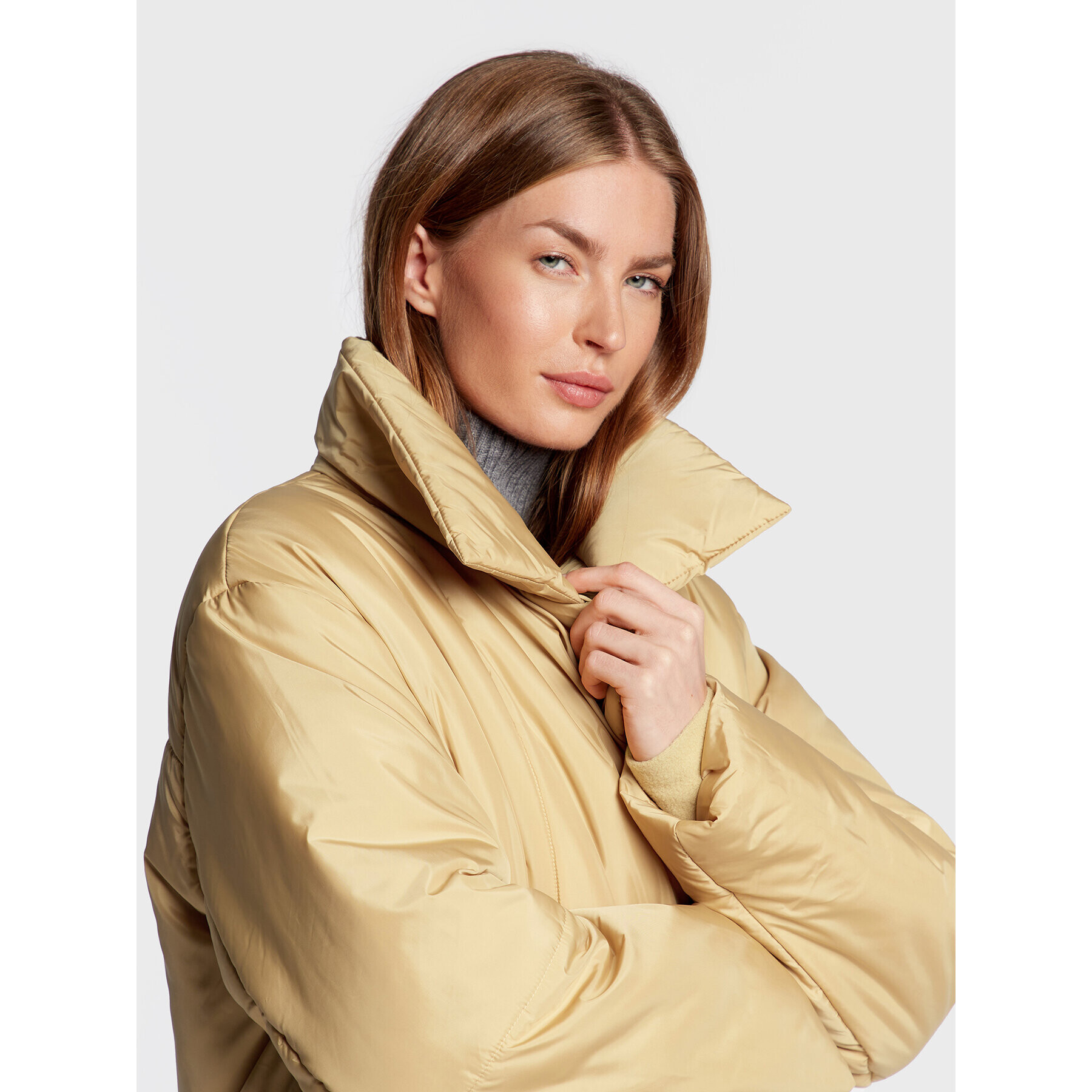 Notes Du Nord Пухено яке Emilia 12797 Бежов Regular Fit - Pepit.bg