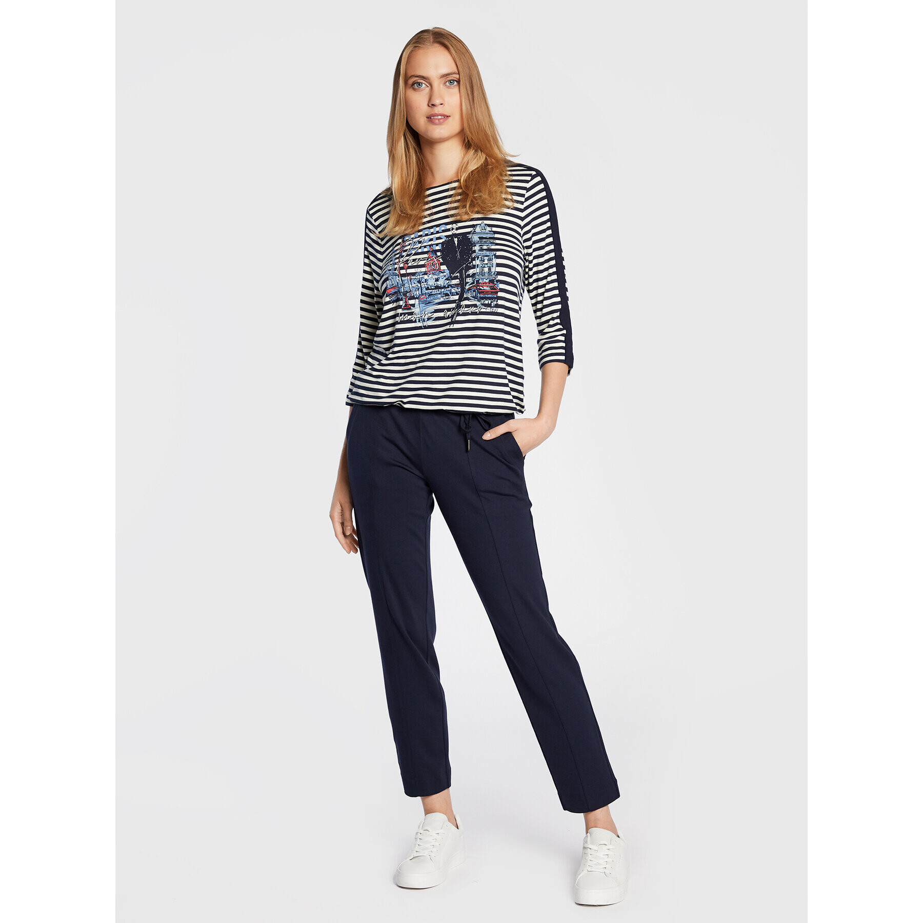 Olsen Блуза Clara 11104355 Тъмносин Relaxed Fit - Pepit.bg