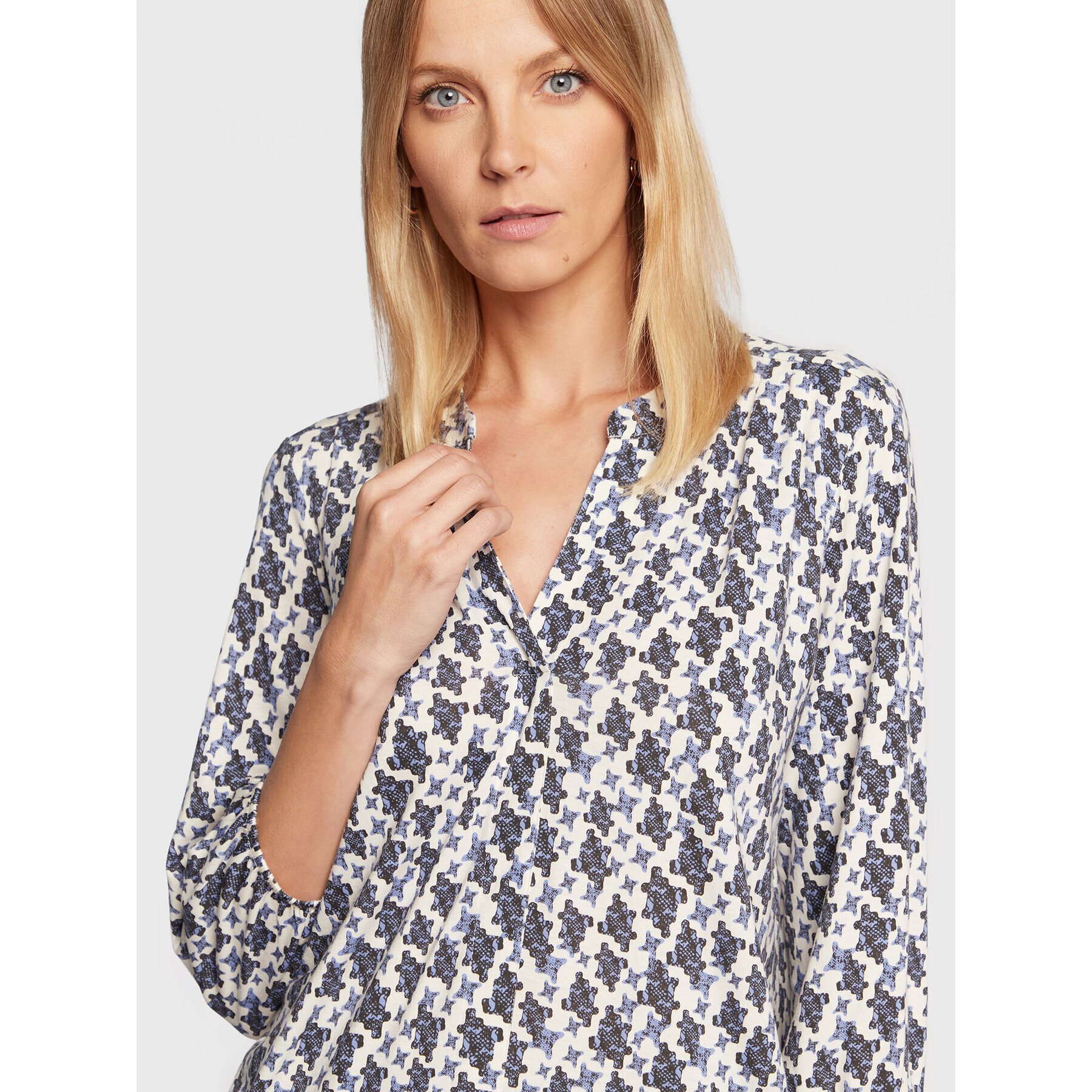 Olsen Блуза Clara 11104358 Син Relaxed Fit - Pepit.bg
