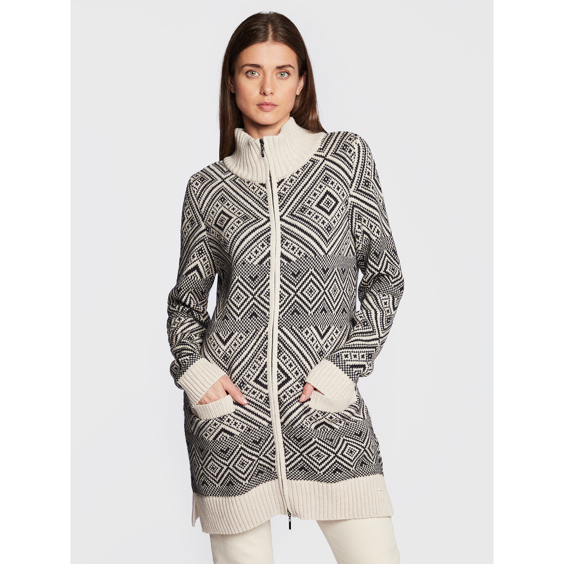 Olsen Кардиган Henny 11003871 Черен Regular Fit - Pepit.bg