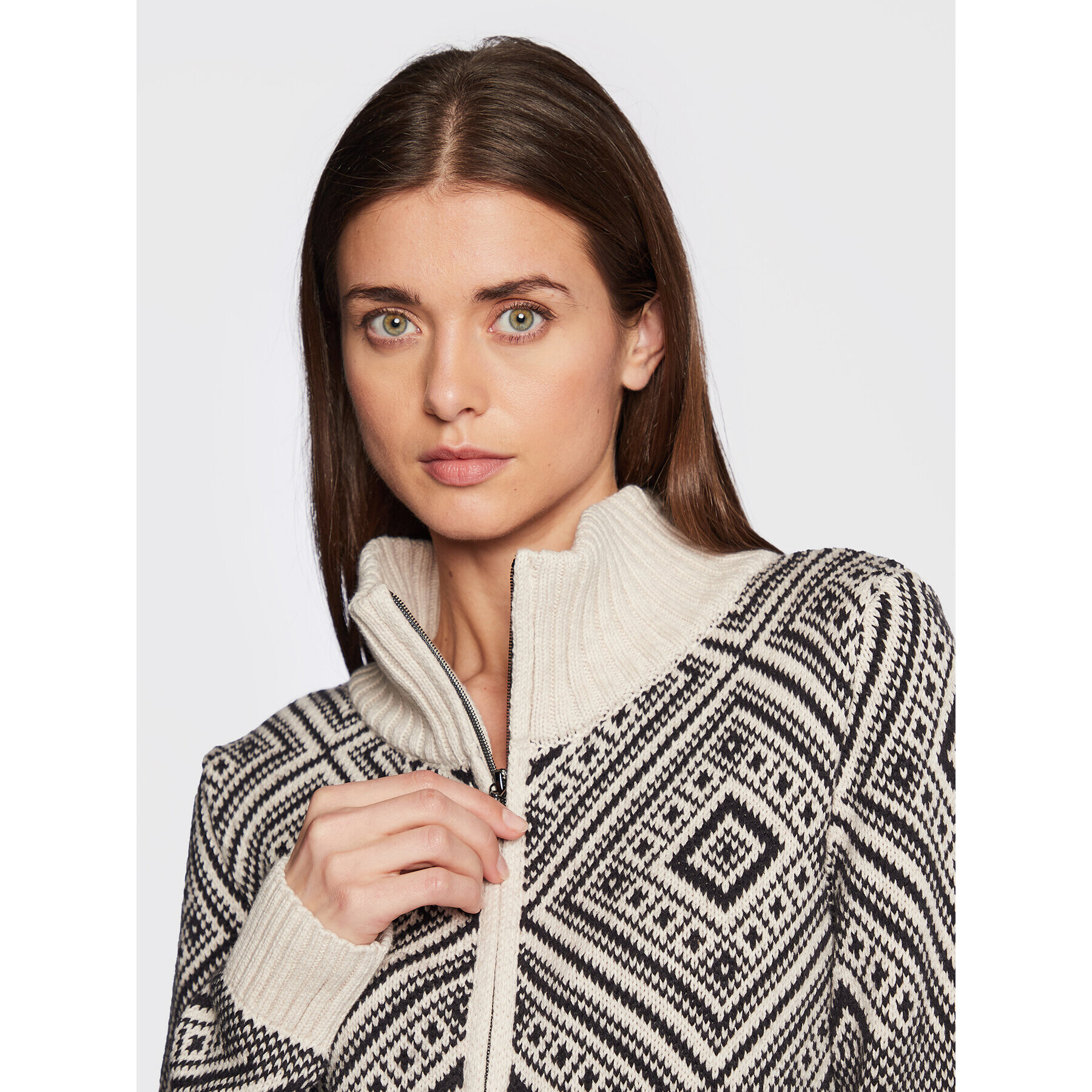 Olsen Кардиган Henny 11003871 Черен Regular Fit - Pepit.bg