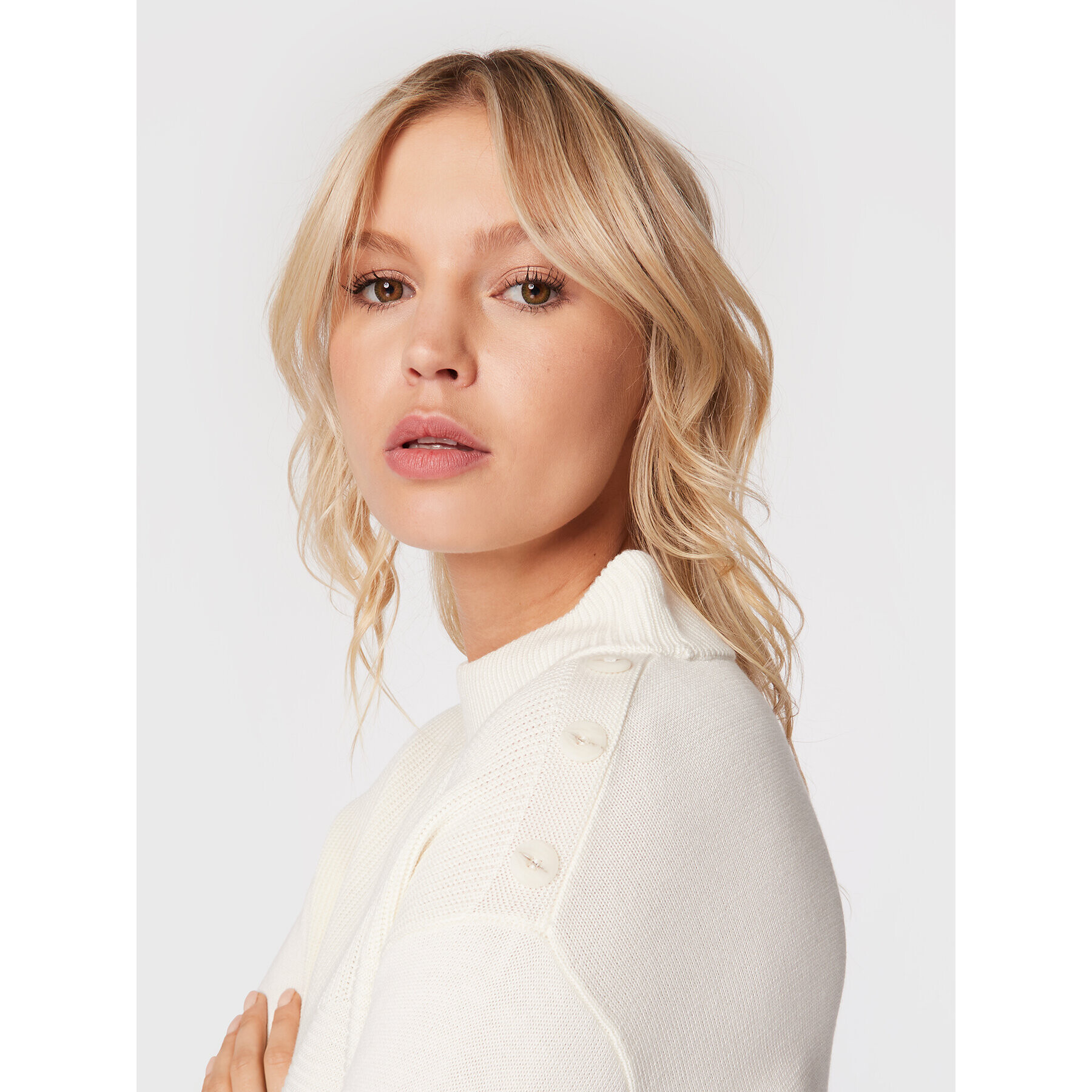 Olsen Пуловер Cora 11003824 Бял Relaxed Fit - Pepit.bg