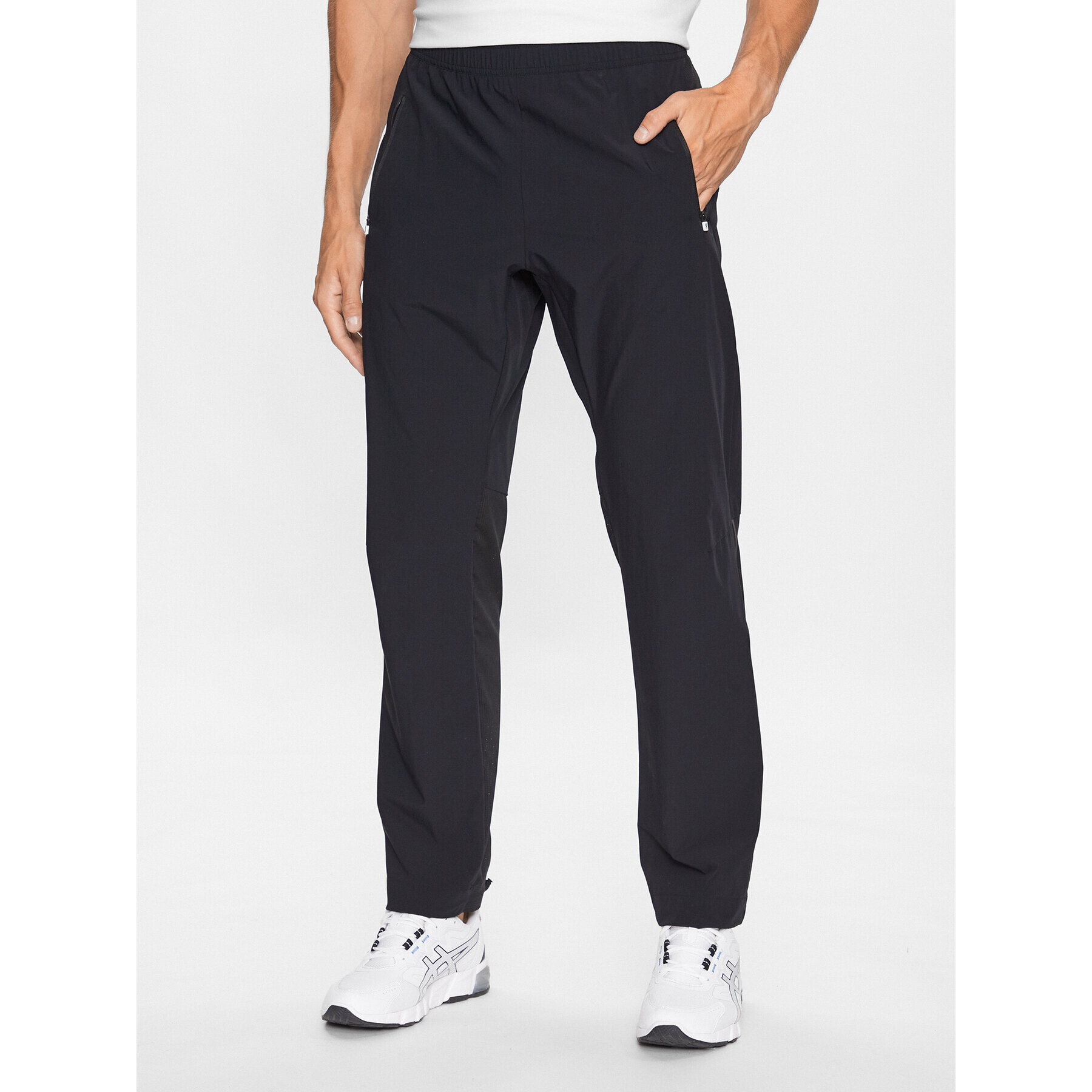 On Долнище анцуг Track Pants M 16600335 Черен Athletic Fit - Pepit.bg