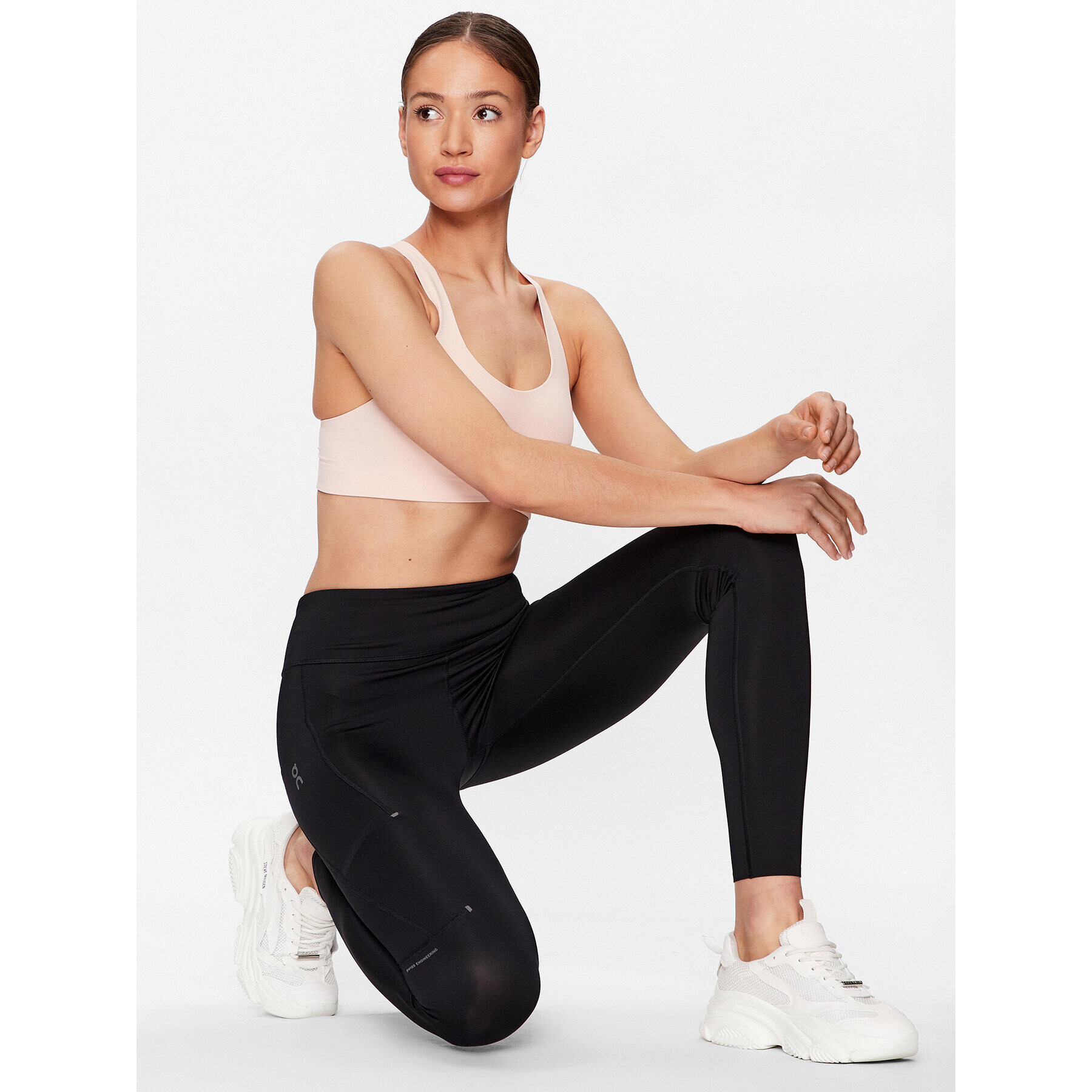 On Клин Performance Tights W 1WD10190553 Черен Athletic Fit - Pepit.bg