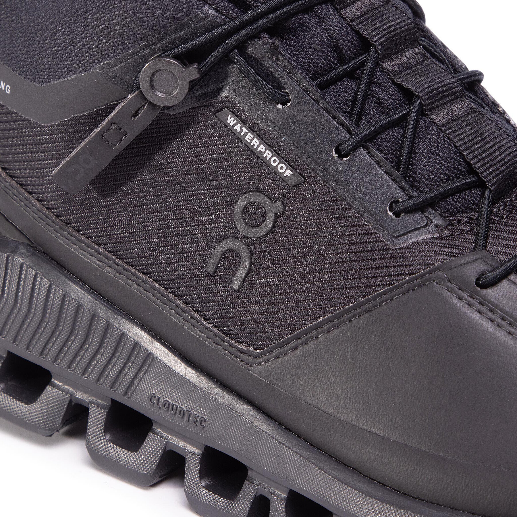 On Сникърси Cloud Hi Waterproof 2899672 Черен - Pepit.bg