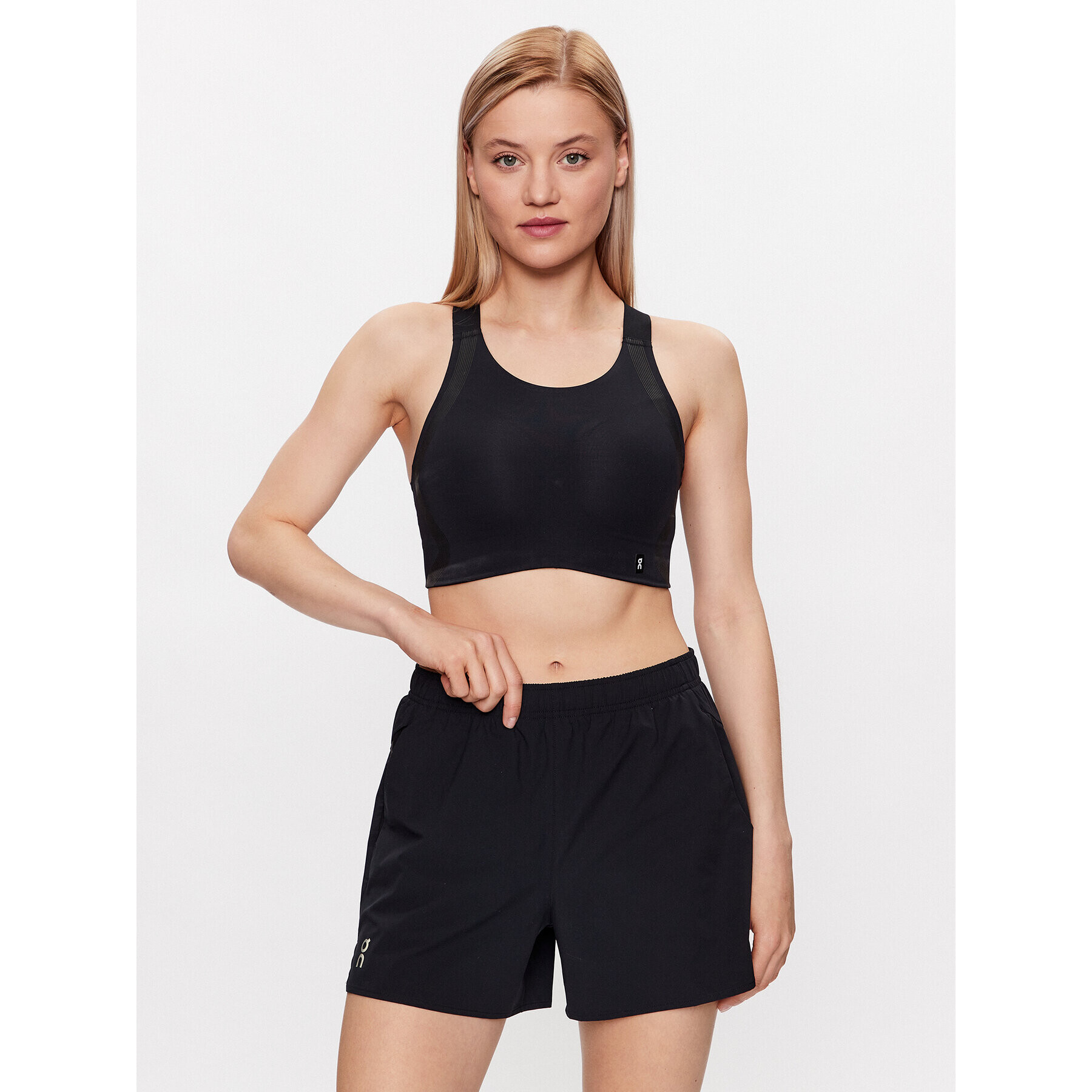 On Спортен сутиен Performance Bra W 25800728 Черен - Pepit.bg