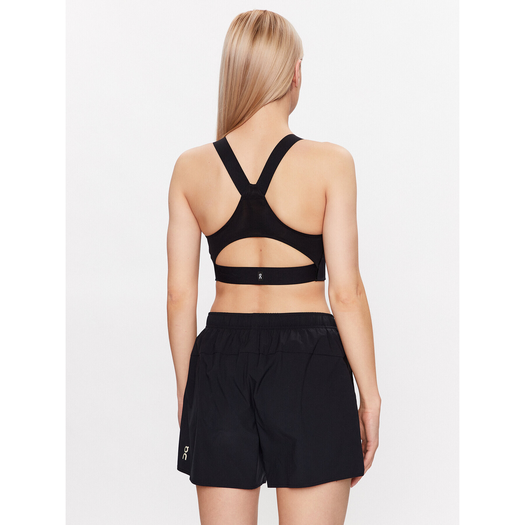 On Спортен сутиен Performance Bra W 25800728 Черен - Pepit.bg