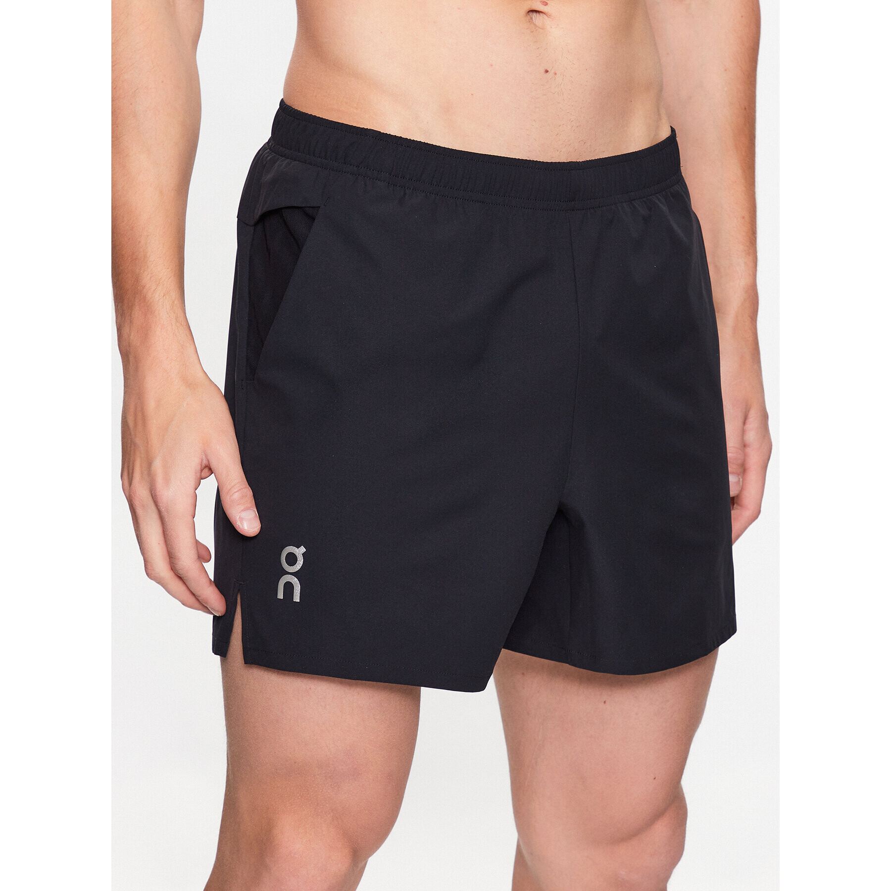 On Спортни шорти Essential Shorts M 1MD10120553 Черен Regular Fit - Pepit.bg
