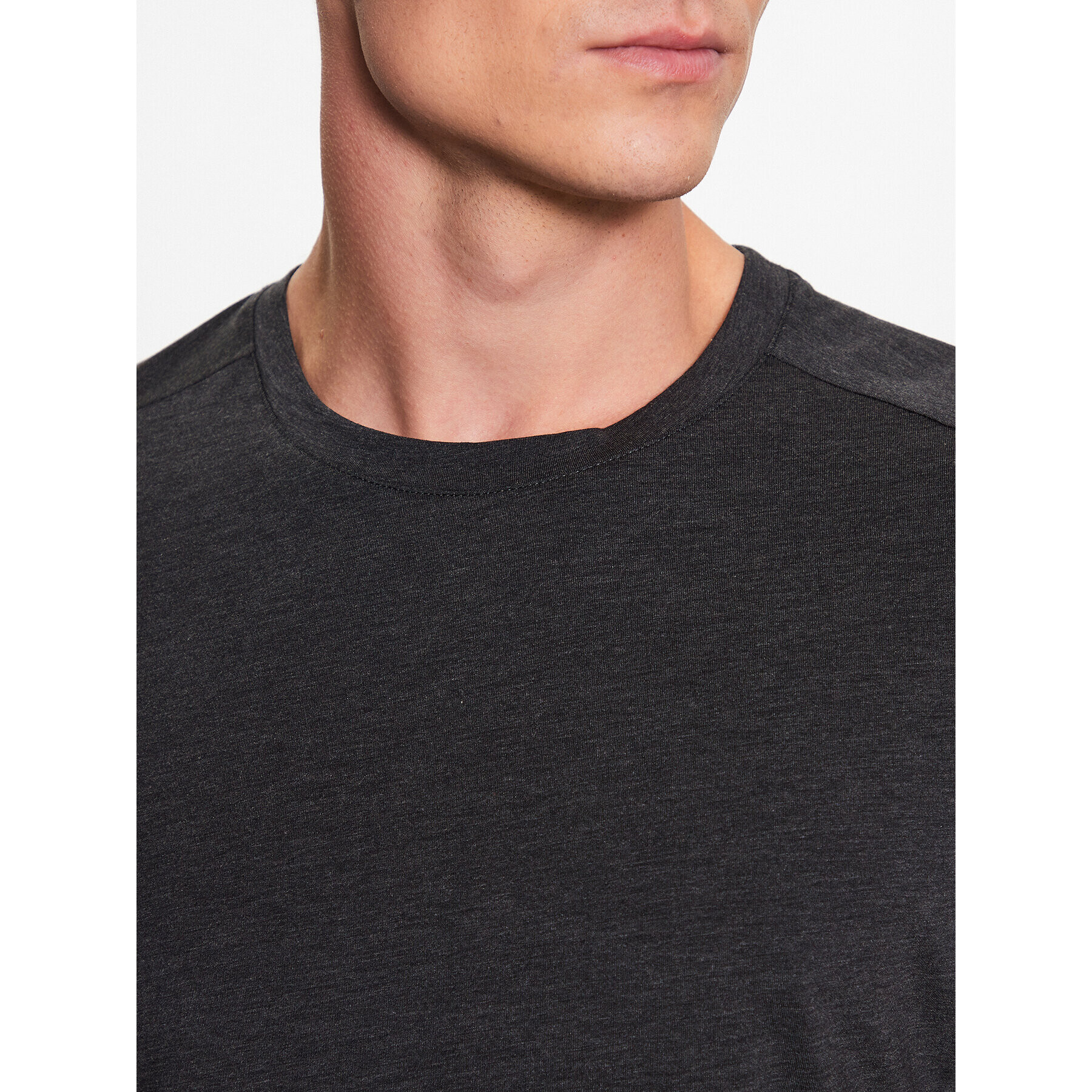 On Тишърт Active-T M 12200139 Черен Athletic Fit - Pepit.bg