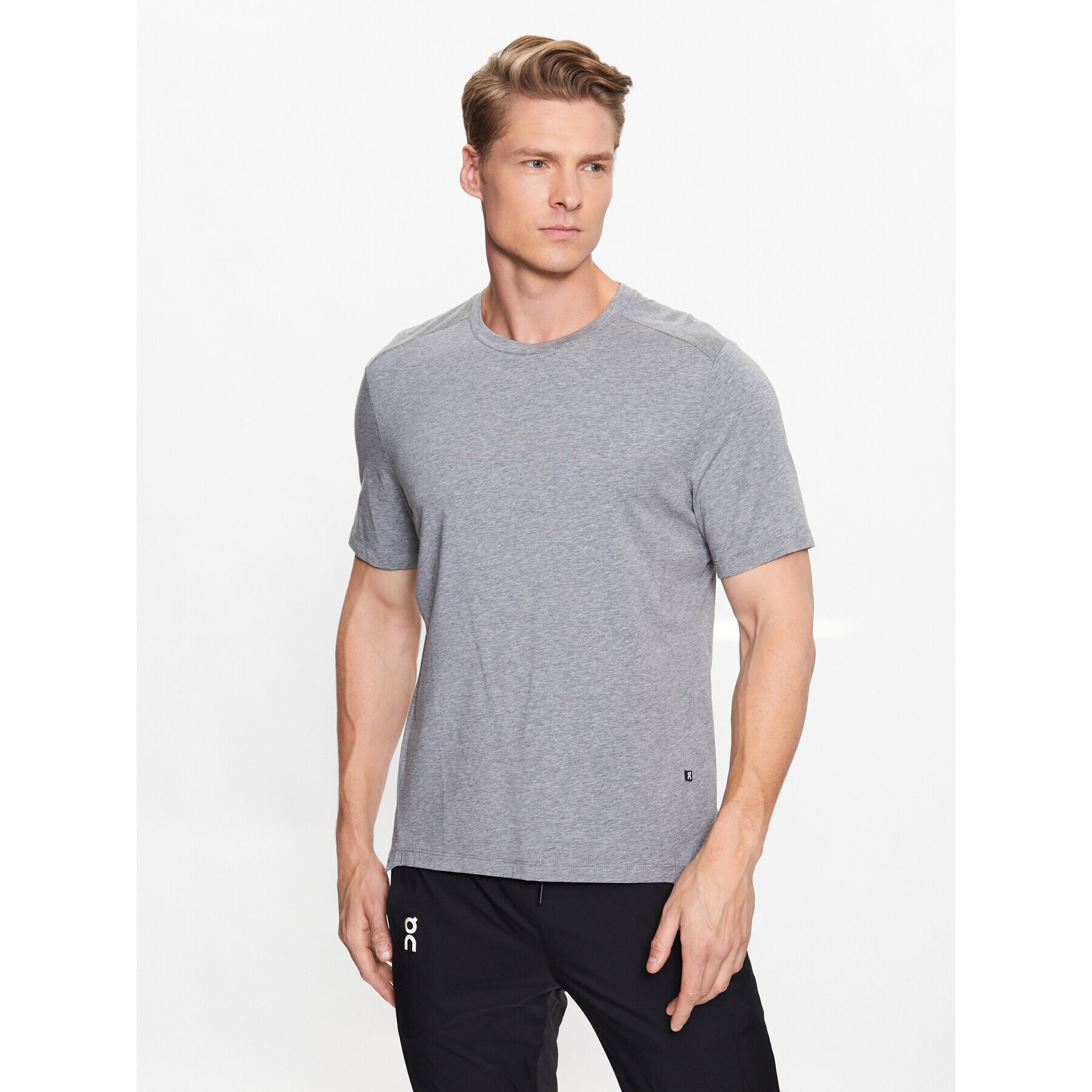 On Тишърт Active-T M 12201065 Сив Athletic Fit - Pepit.bg