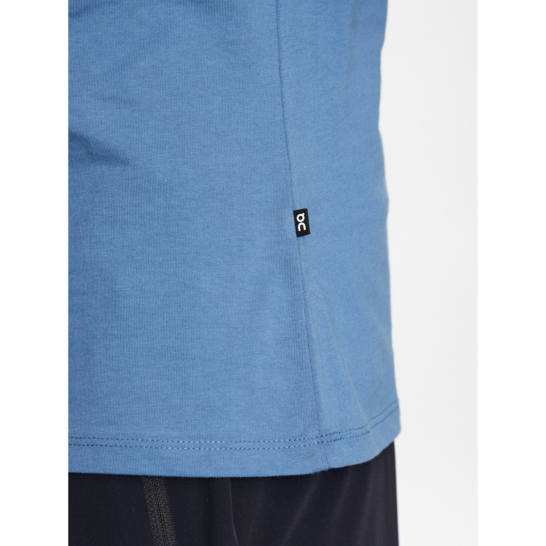 On Тишърт Graphic-T M 1MD10540889 Син Relaxed Fit - Pepit.bg