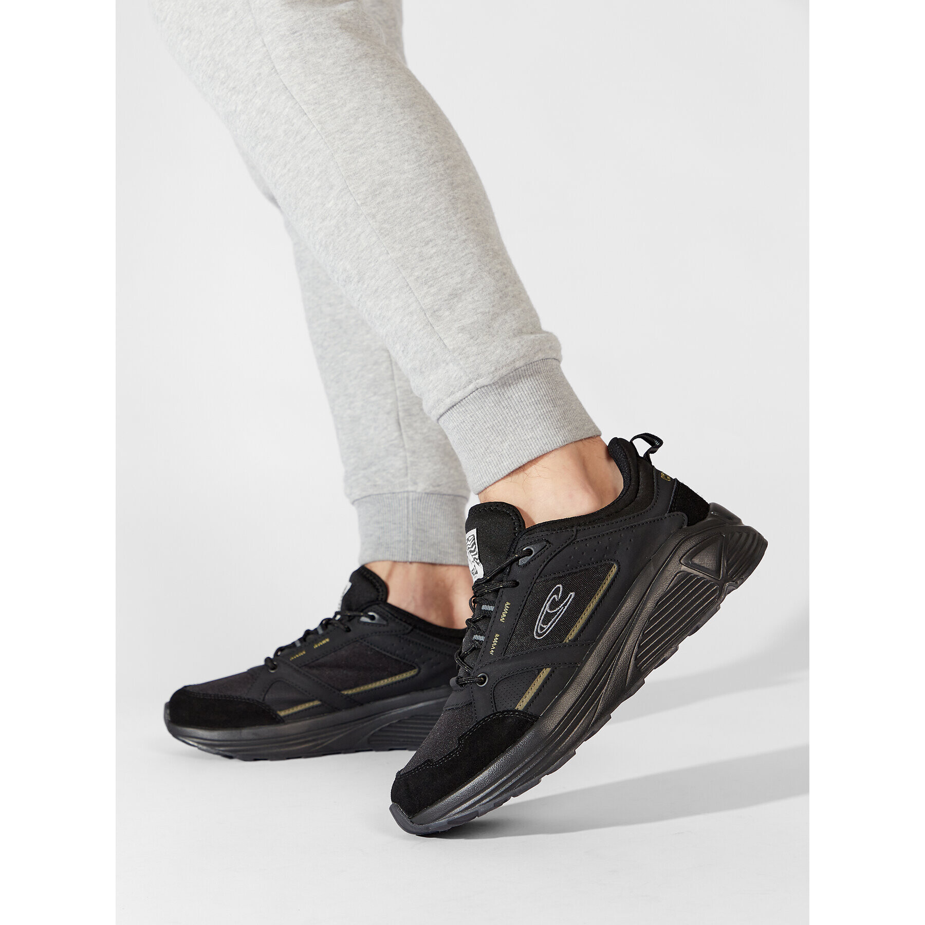 O'Neill Сникърси Hayduke Men Low 90223028.11A Черен - Pepit.bg