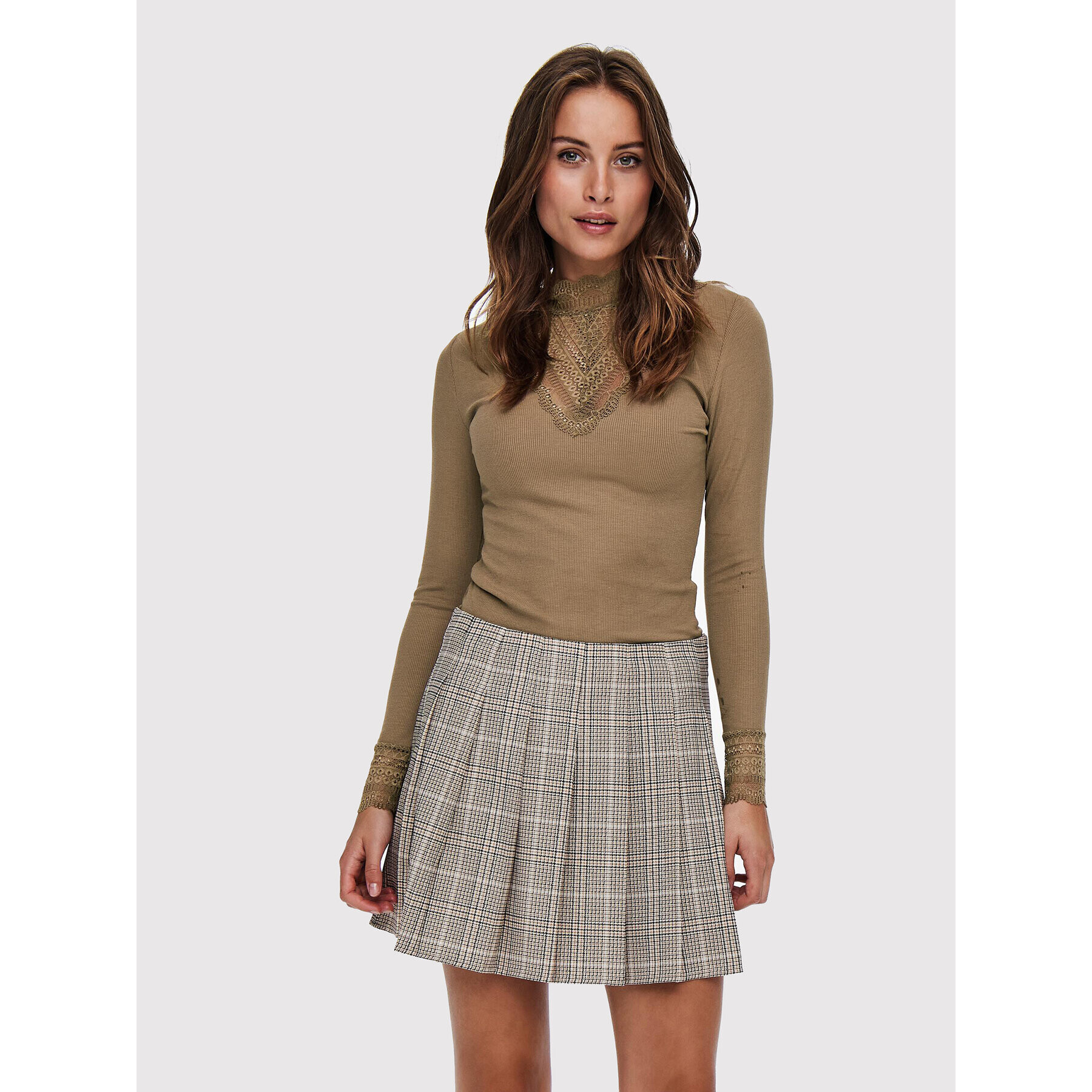ONLY Блуза Tilde 15207788 Бежов Regular Fit - Pepit.bg