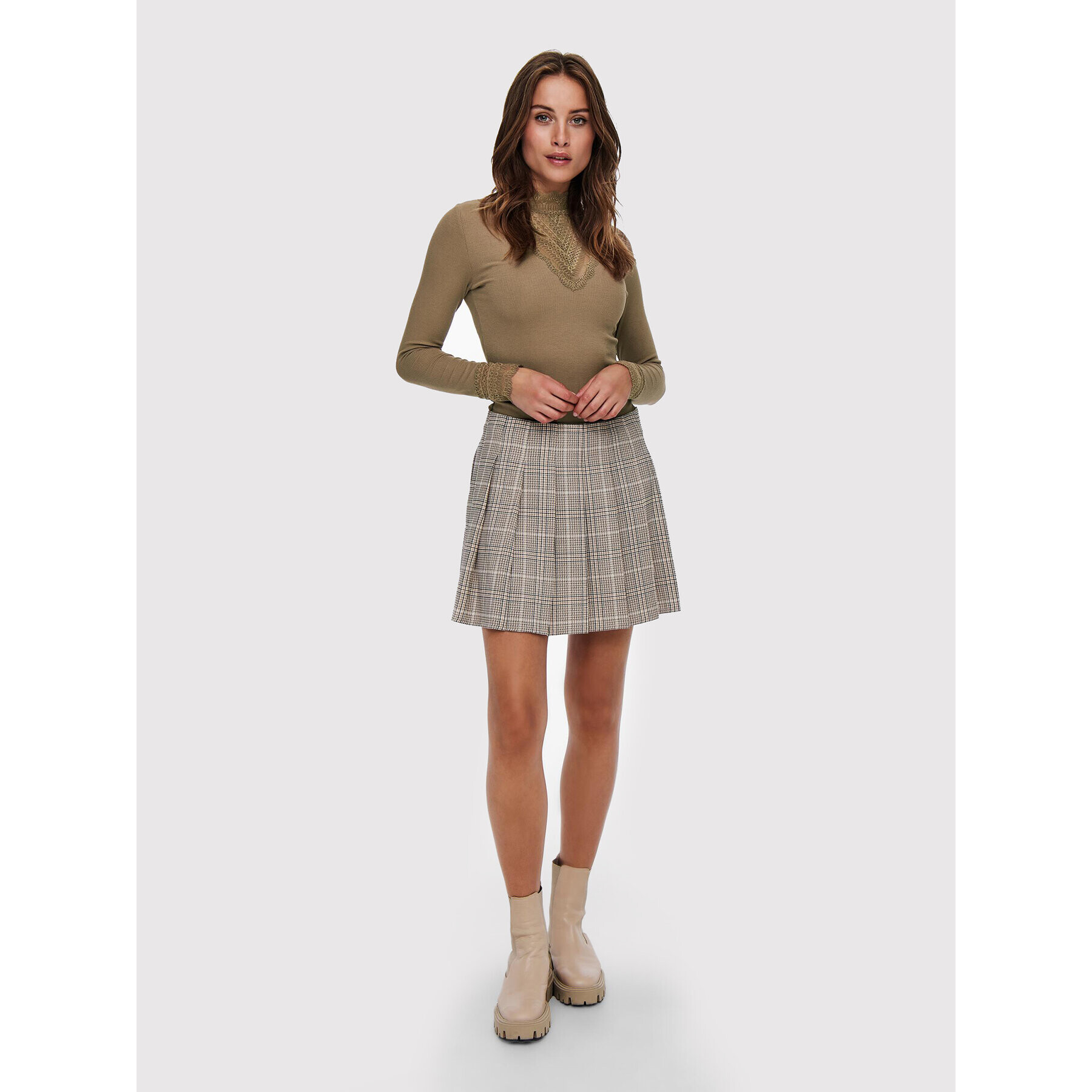 ONLY Блуза Tilde 15207788 Бежов Regular Fit - Pepit.bg