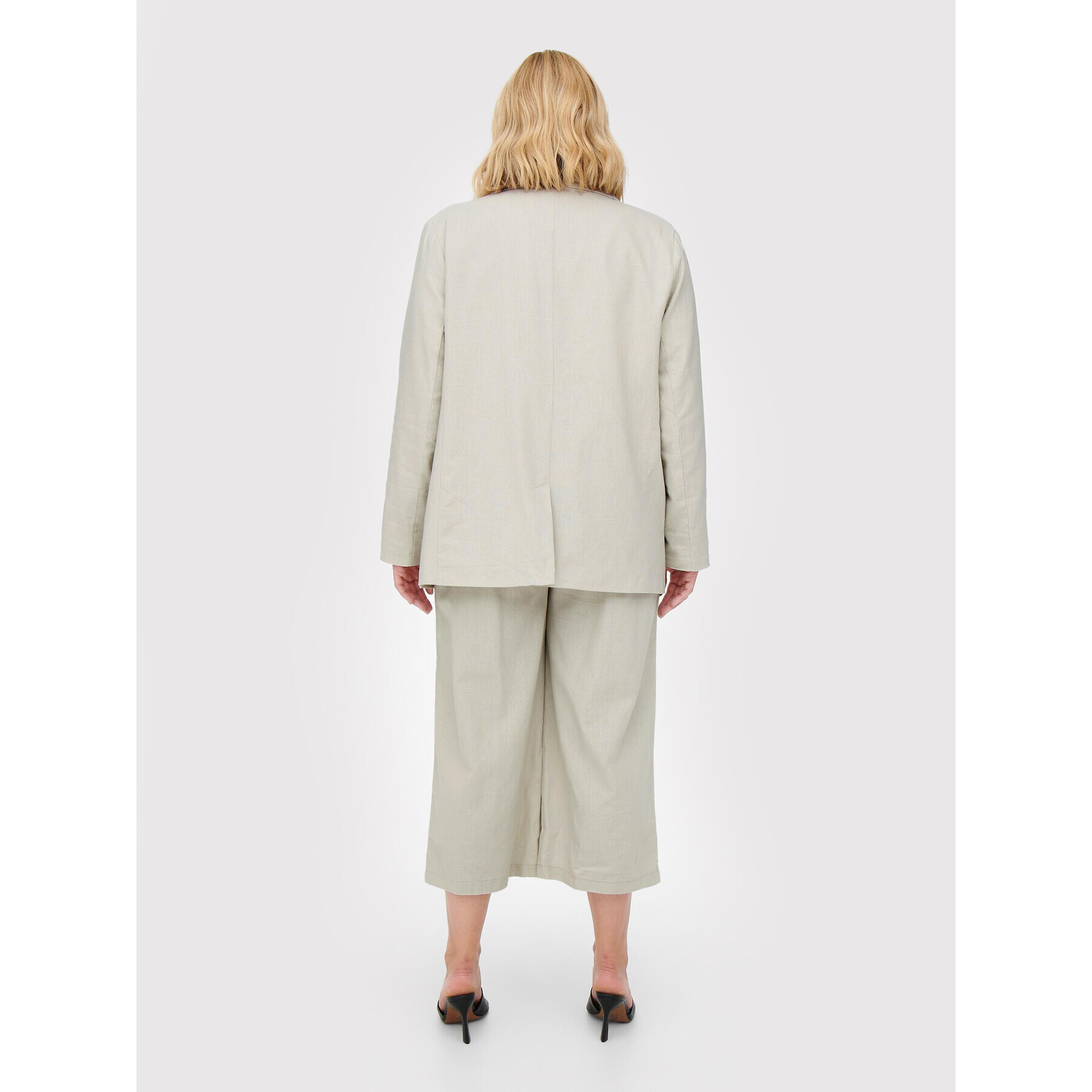 ONLY Carmakoma Сако Cara 15257570 Бежов Regular Fit - Pepit.bg