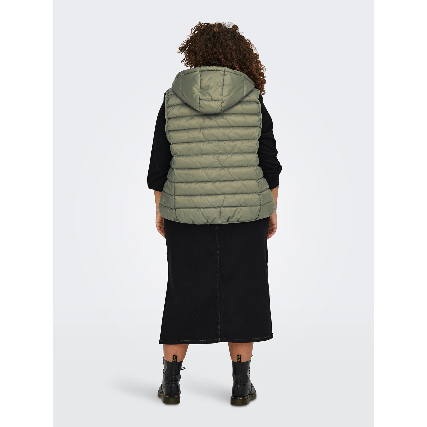 ONLY Carmakoma Елек 15305695 Зелен Regular Fit - Pepit.bg