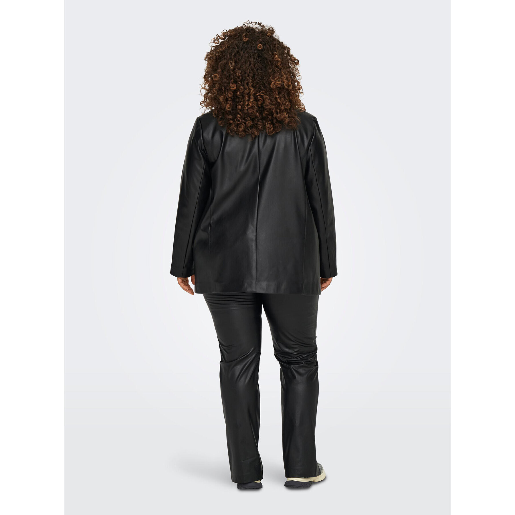 ONLY Carmakoma Сако 15295527 Черен Regular Fit - Pepit.bg