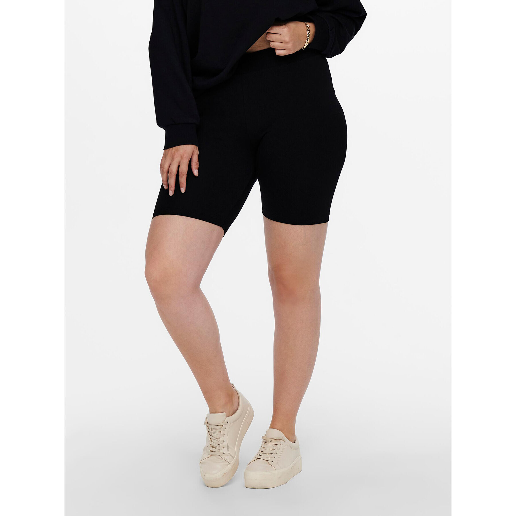 ONLY Carmakoma Шорти от плат 15176212 Черен Regular Fit - Pepit.bg
