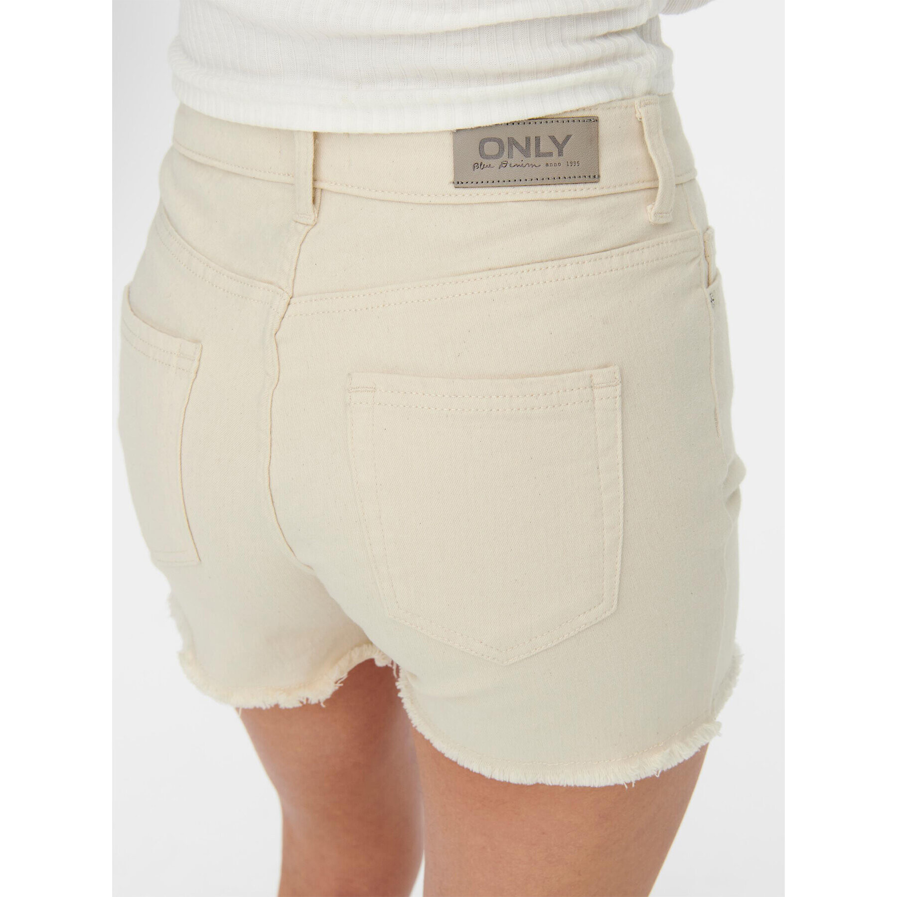 ONLY Дънкови шорти 15196303 Екрю Regular Fit - Pepit.bg