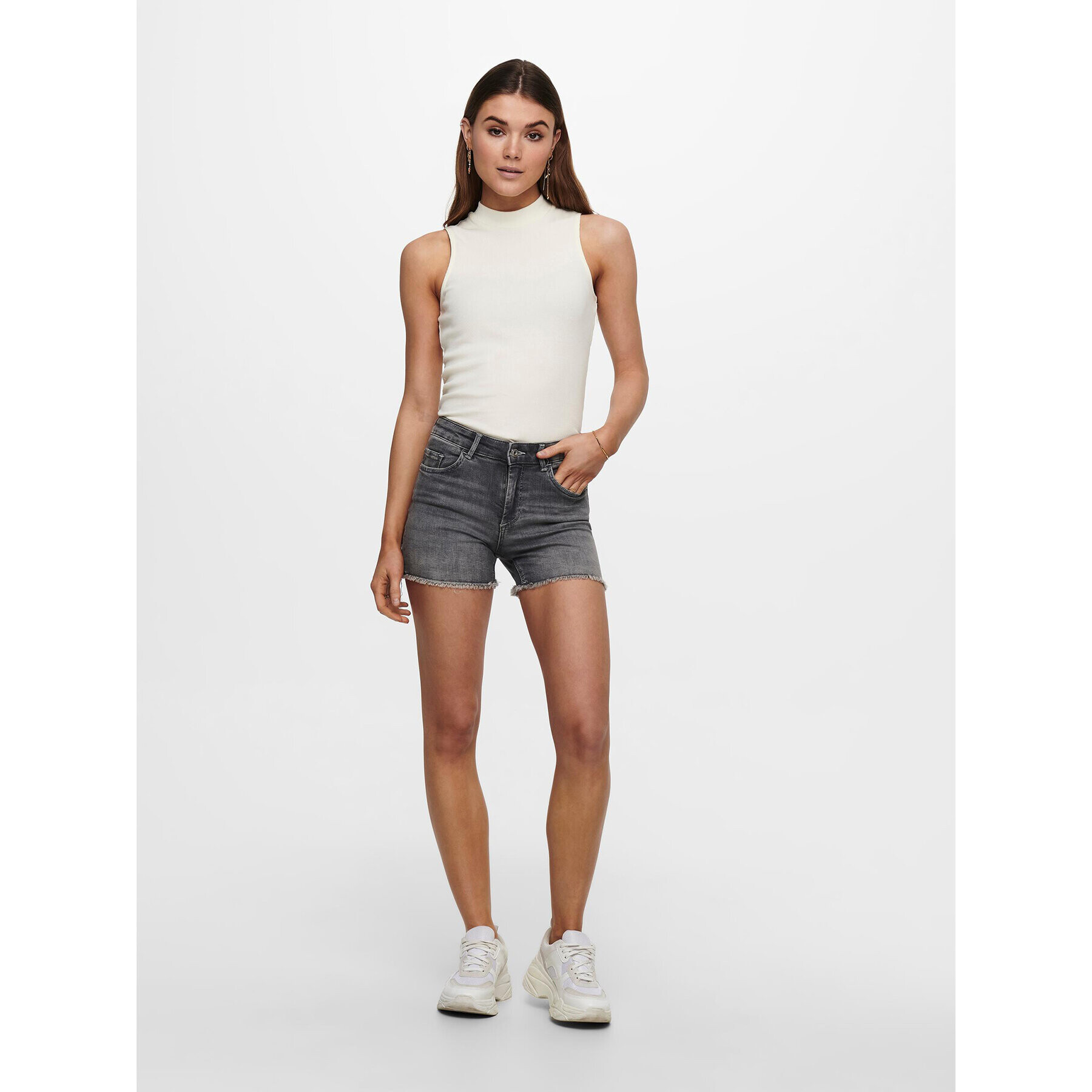 ONLY Дънкови шорти 15196303 Сив Regular Fit - Pepit.bg