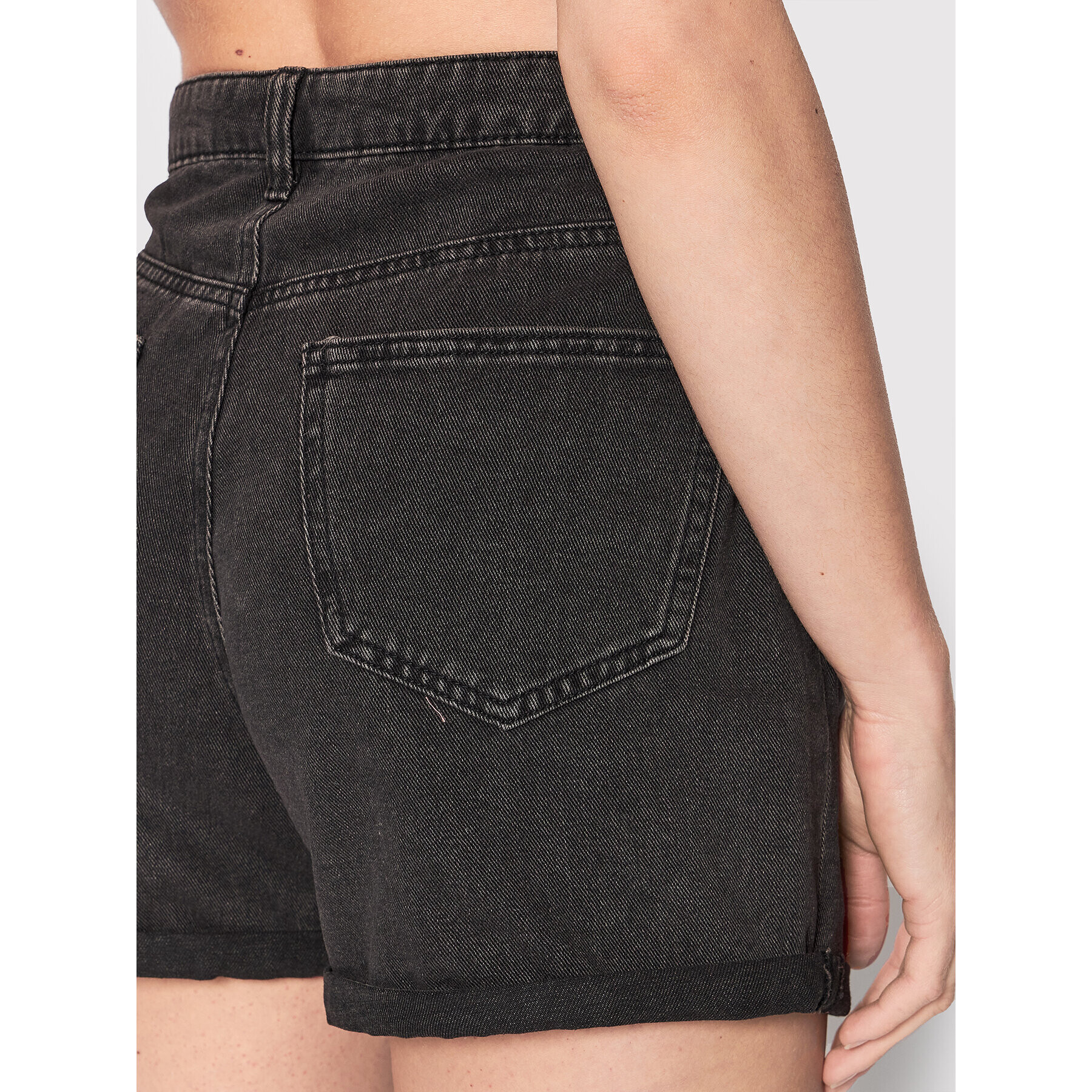ONLY Дънкови шорти Phine 15196226 Черен Regular Fit - Pepit.bg