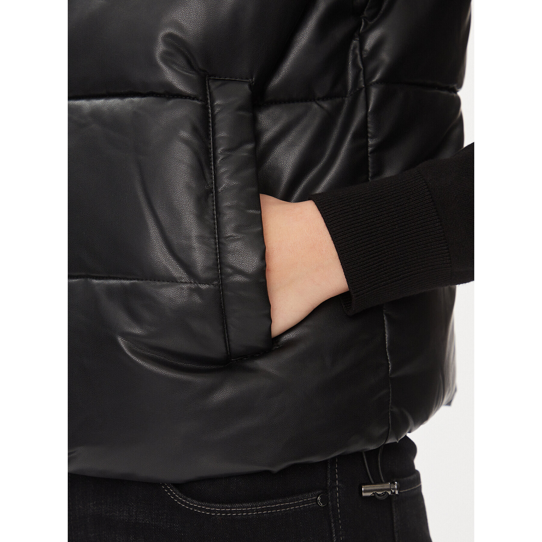ONLY Елек 15309666 Черен Regular Fit - Pepit.bg