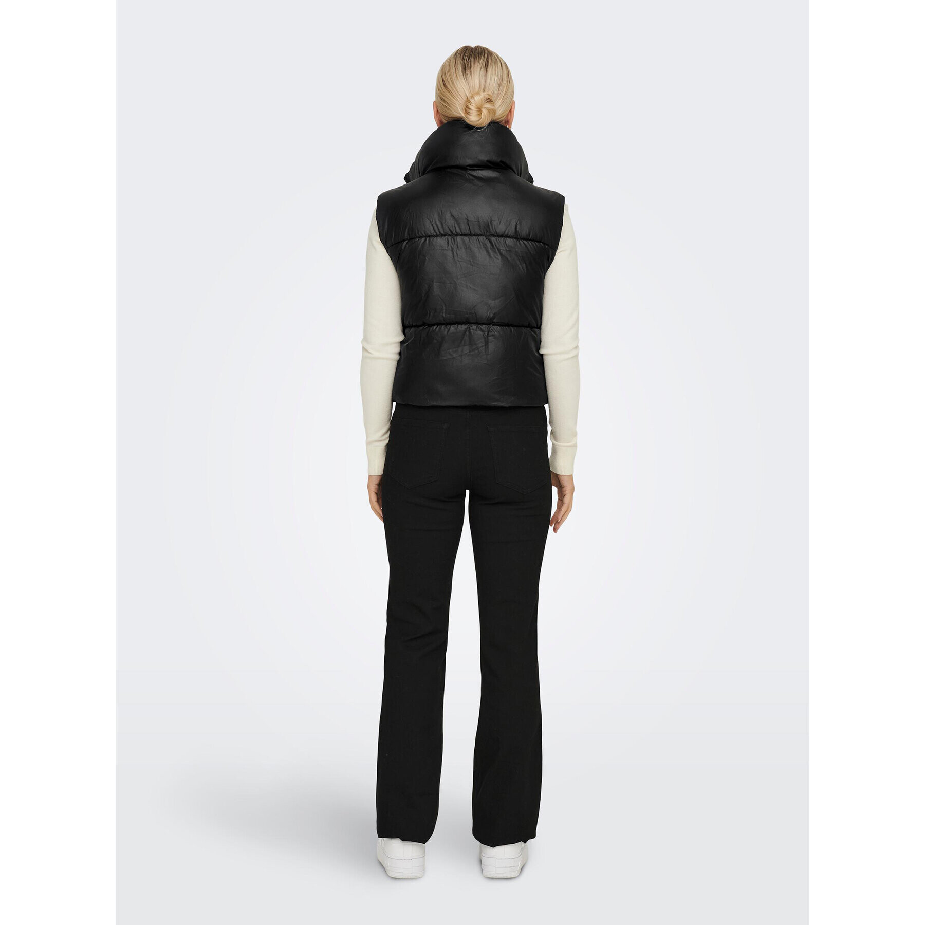 ONLY Елек Ricky 15245572 Черен Regular Fit - Pepit.bg