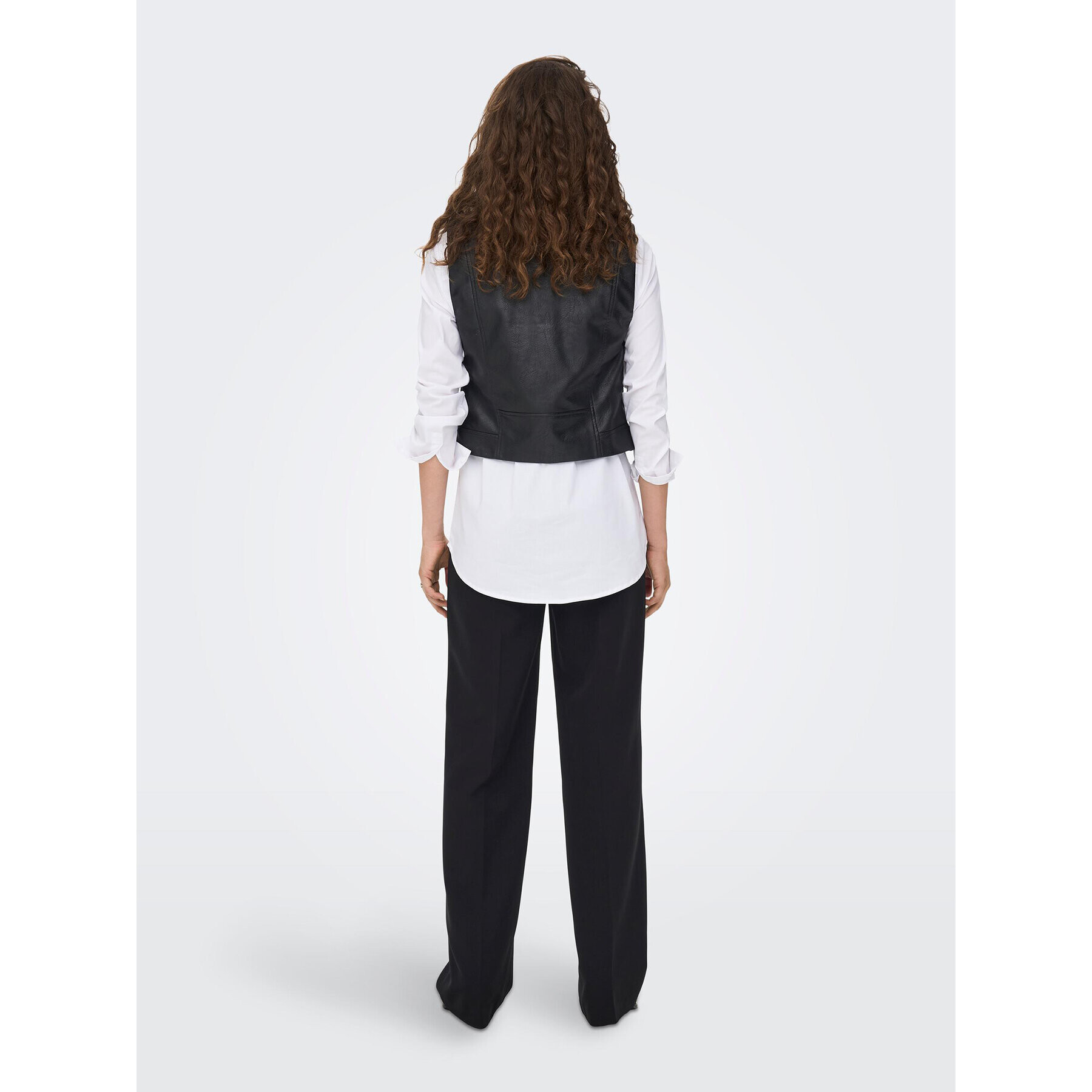 ONLY Елек Vera 15239240 Черен Regular Fit - Pepit.bg