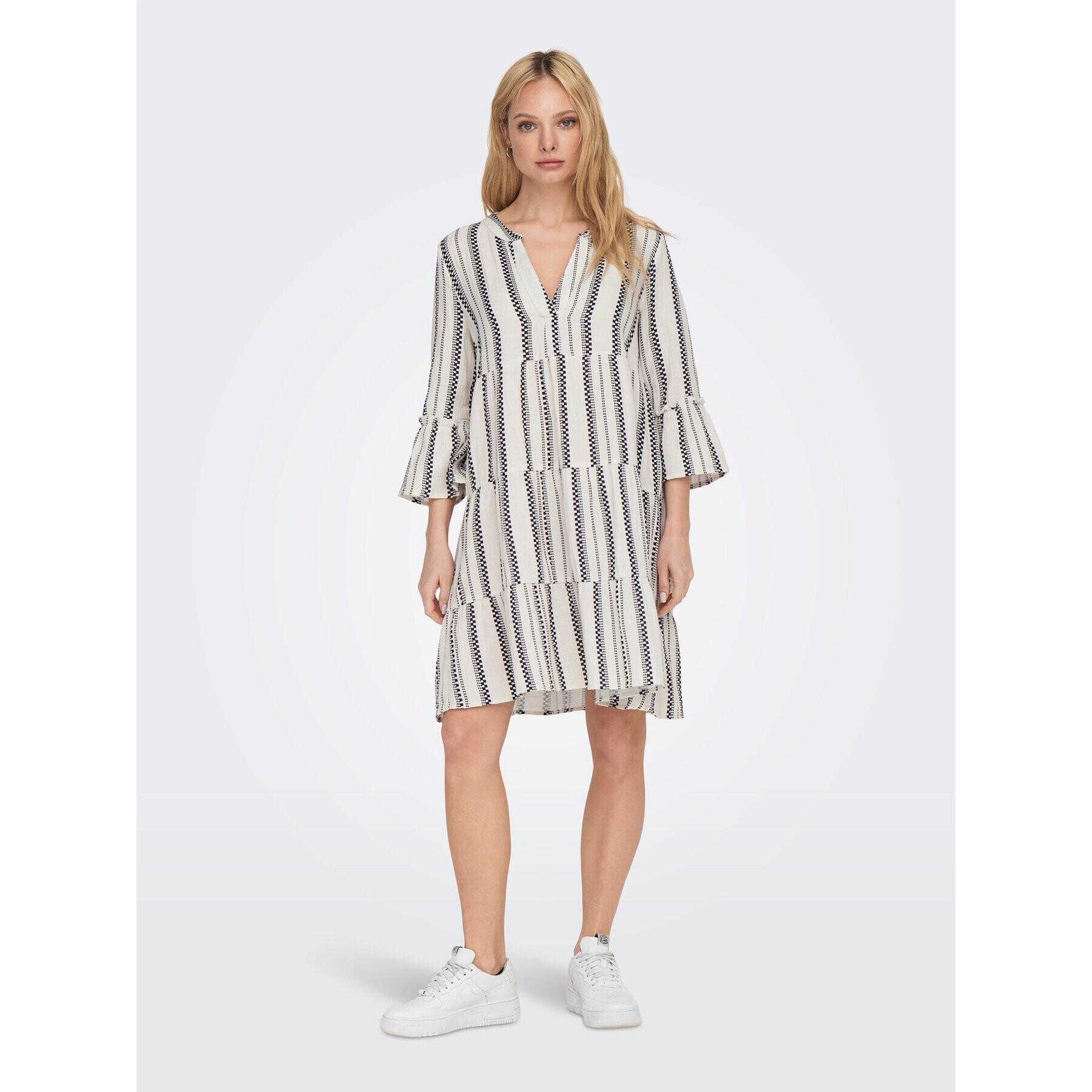 ONLY Ежедневна рокля 15296378 Бял Regular Fit - Pepit.bg