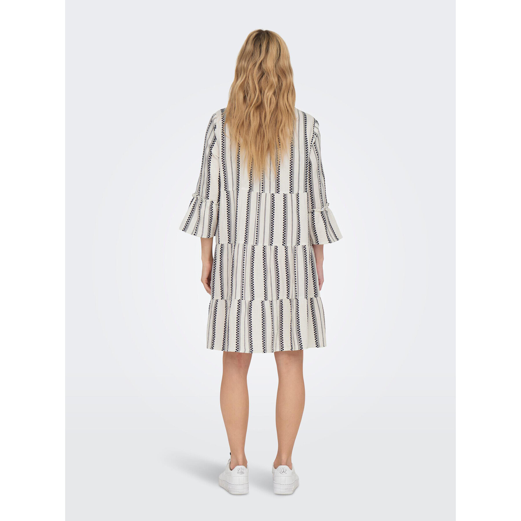 ONLY Ежедневна рокля 15296378 Бял Regular Fit - Pepit.bg