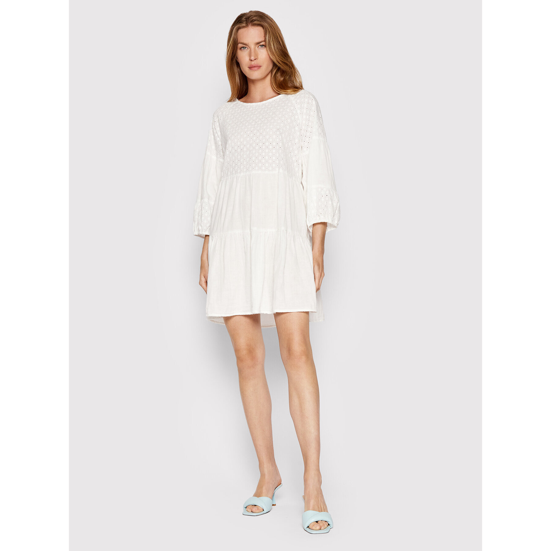 ONLY Ежедневна рокля Drue 15257500 Бял Regular Fit - Pepit.bg