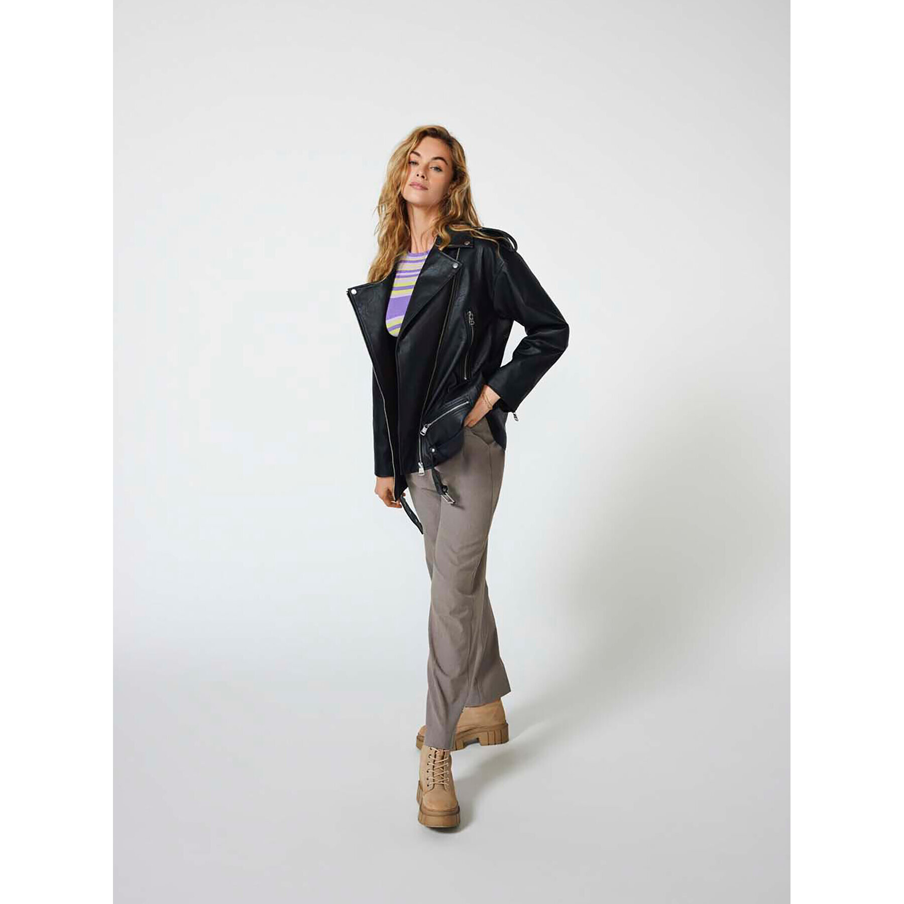 ONLY Яке от имитация на кожа 15293015 Черен Regular Fit - Pepit.bg