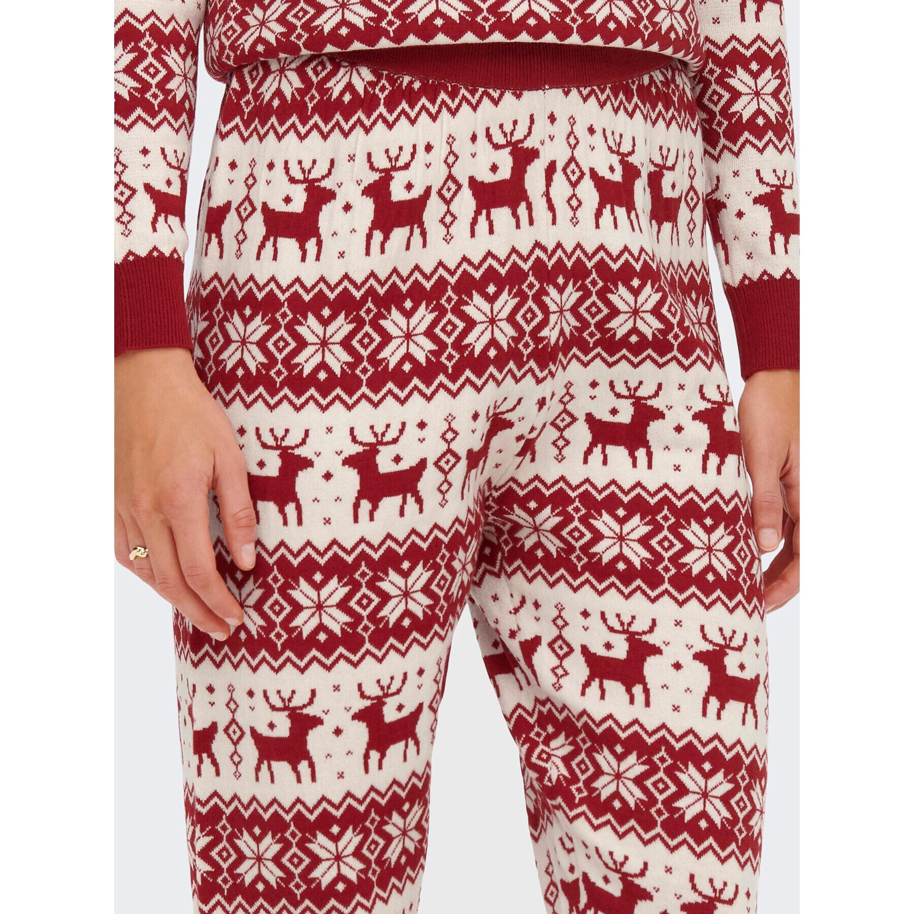 ONLY Плетени панталони Xmas 15272160 Червен Regular Fit - Pepit.bg