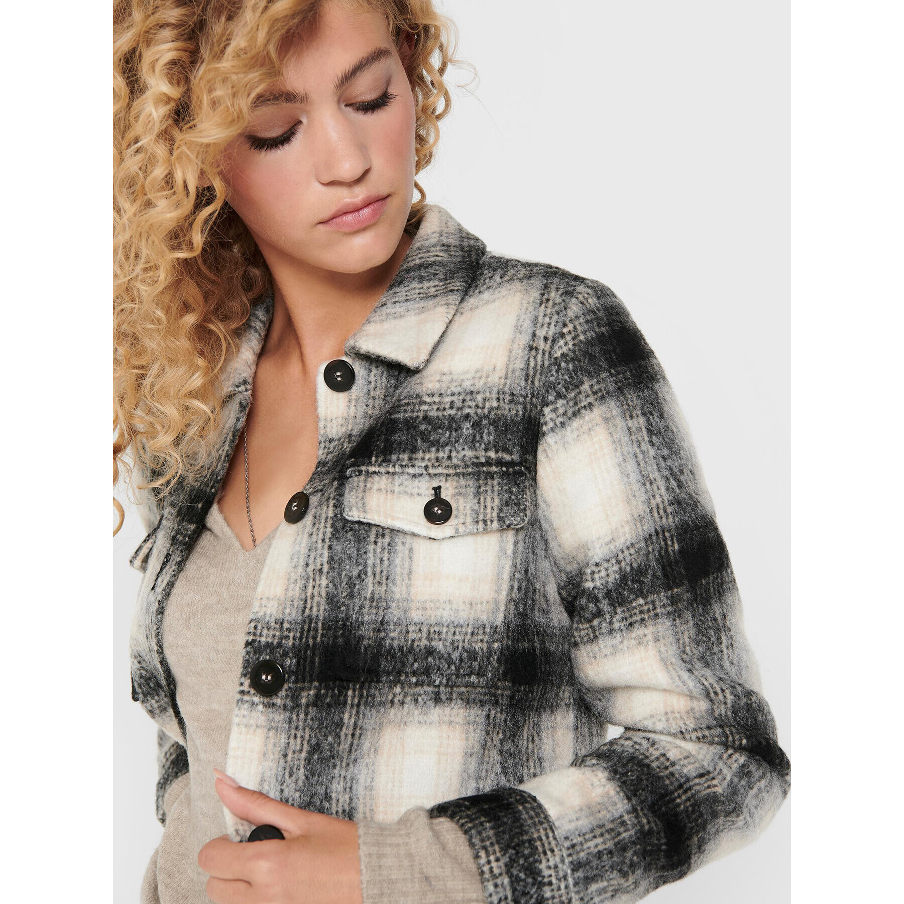 ONLY Преходно яке Lou 15208838 Бежов Regular Fit - Pepit.bg