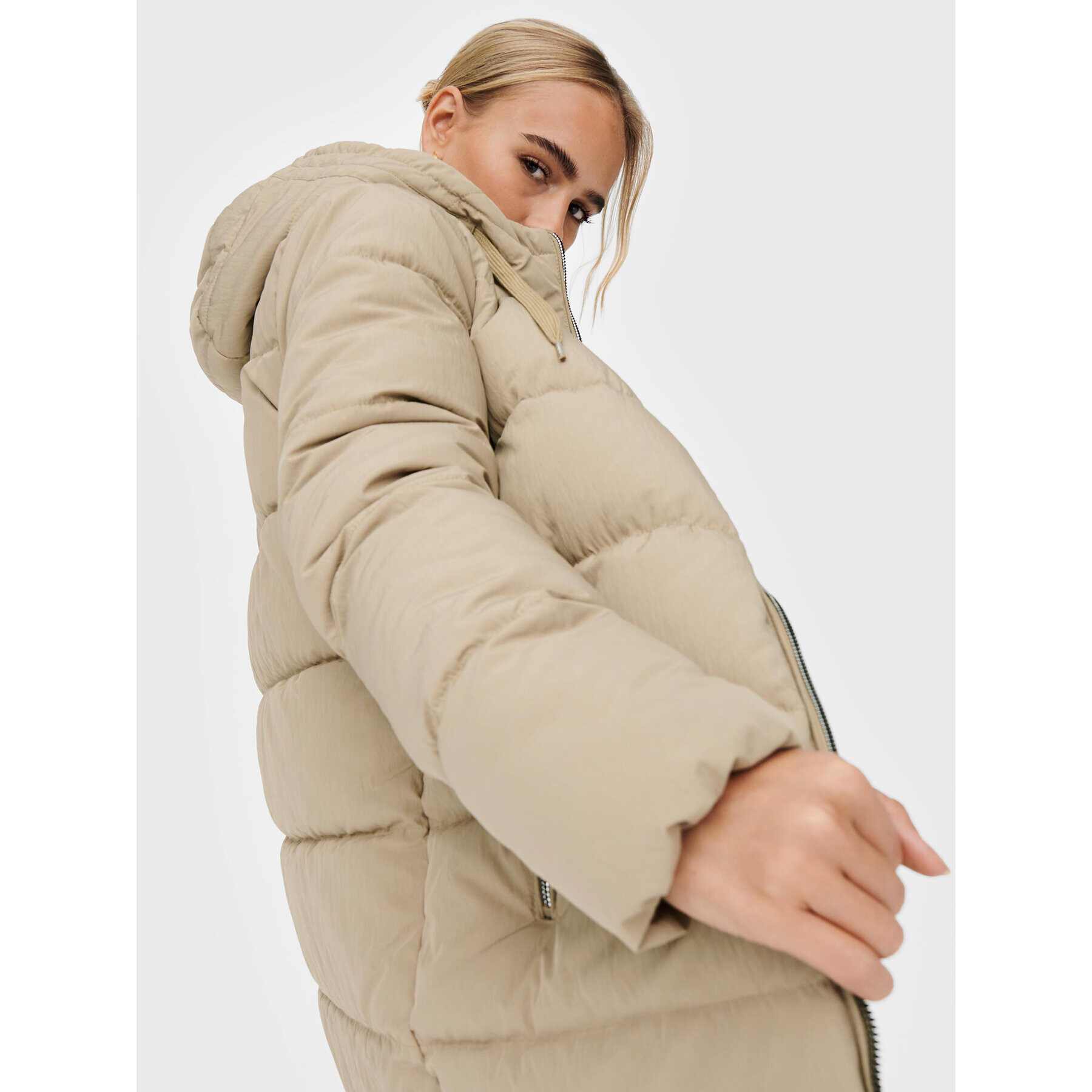ONLY Пухено яке Dolly 15205369 Бежов Regular Fit - Pepit.bg