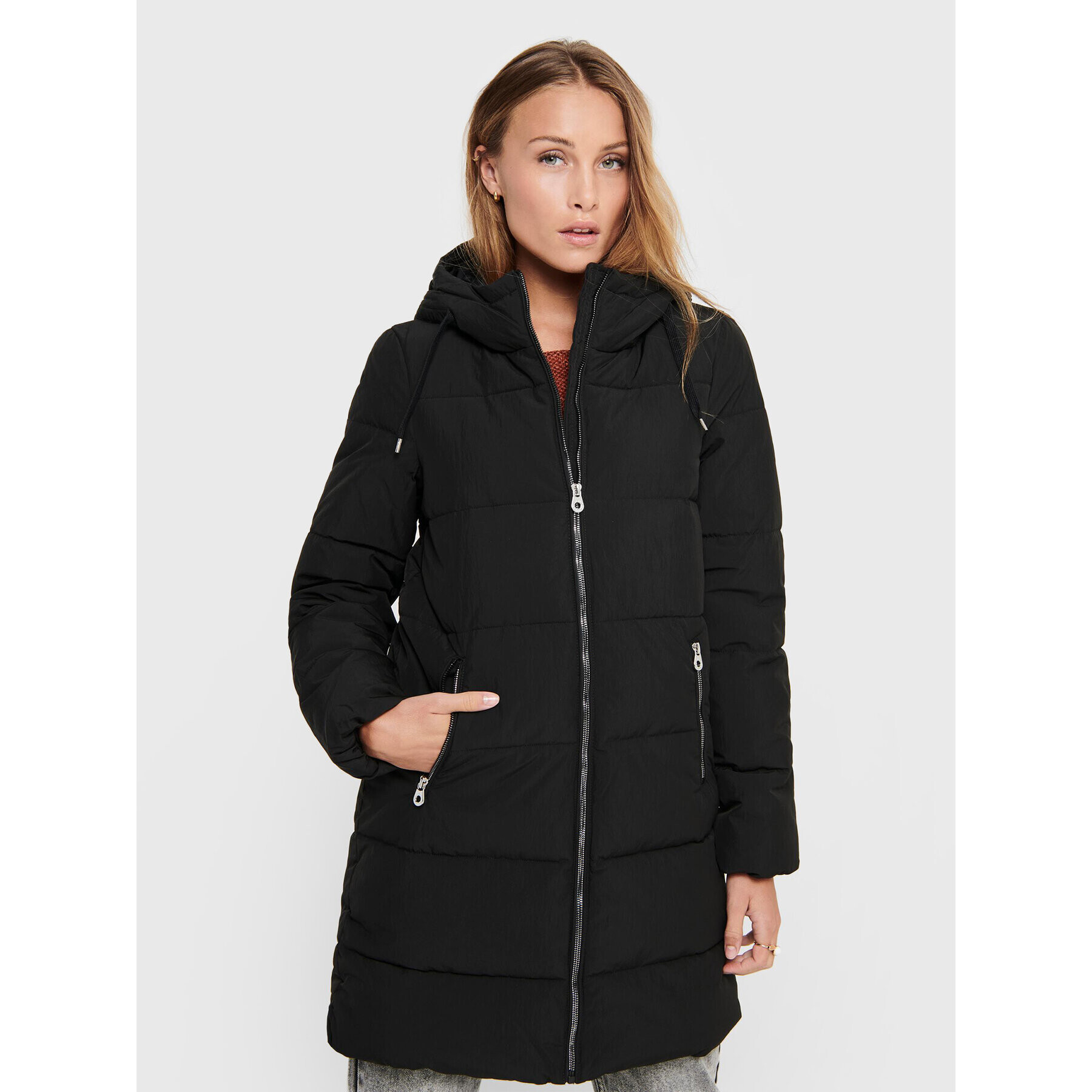 ONLY Пухено яке Dolly 15205369 Черен Regular Fit - Pepit.bg