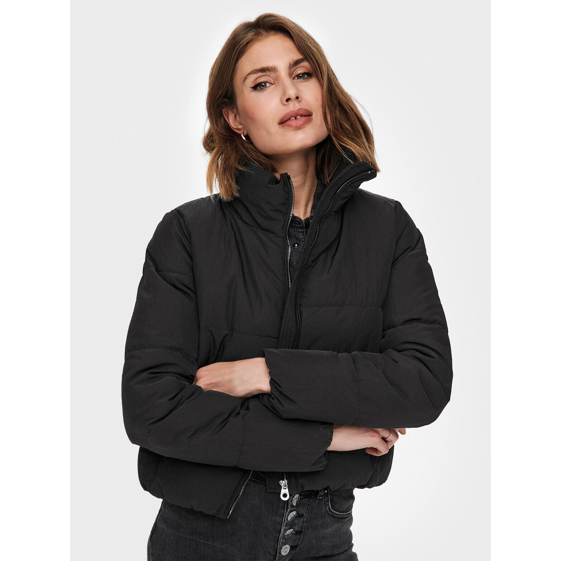 ONLY Пухено яке Dolly 15205371 Черен Regular Fit - Pepit.bg