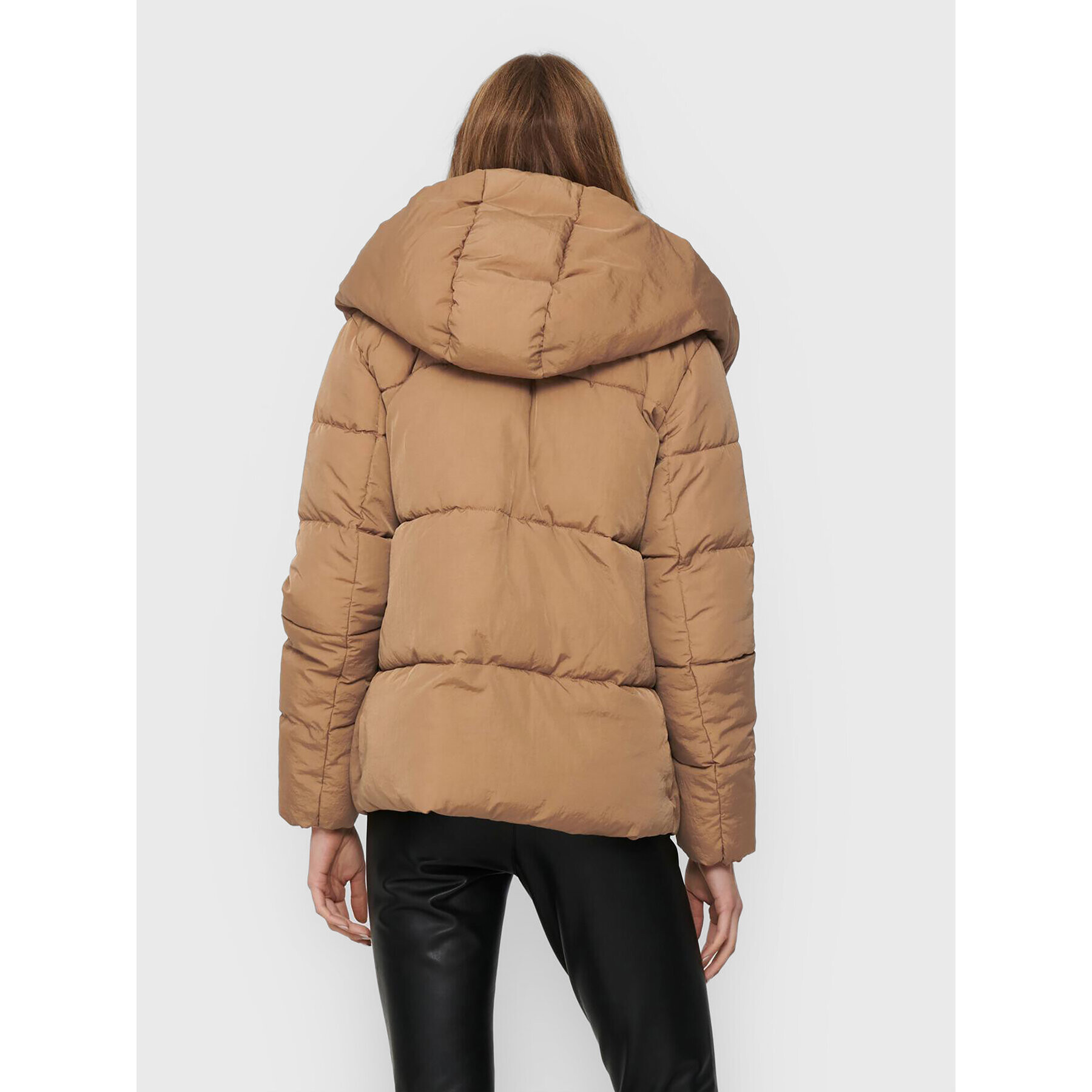ONLY Пухено яке Sydney 15231475 Кафяв Regular Fit - Pepit.bg