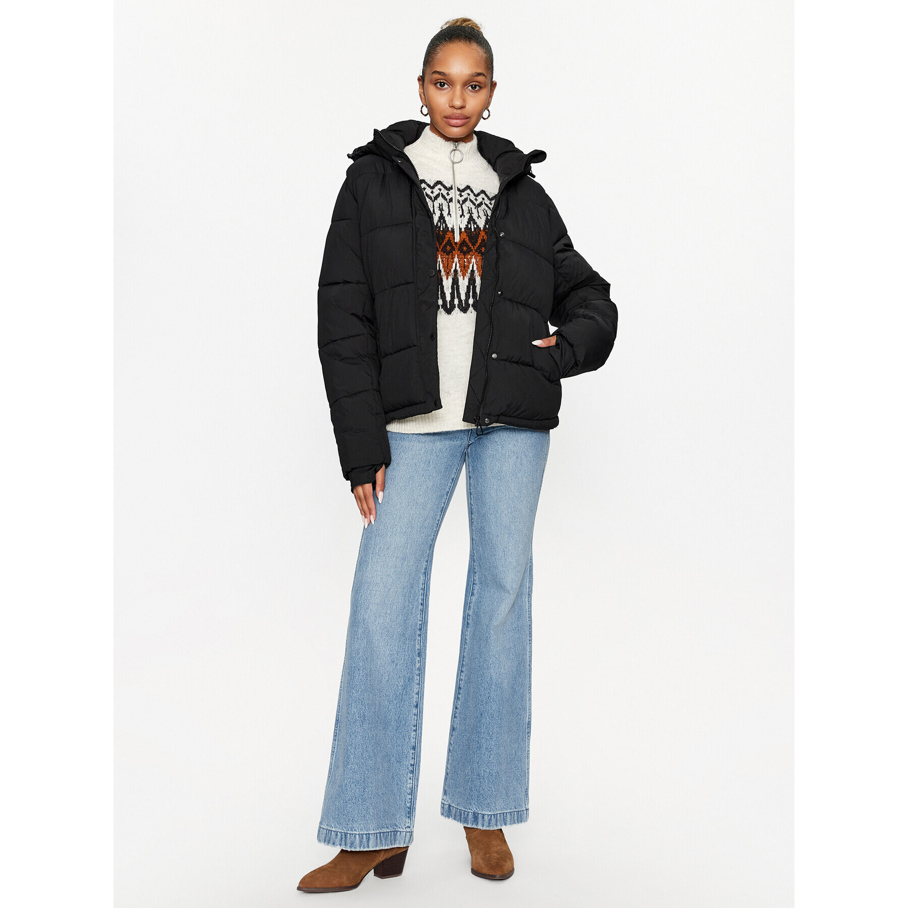ONLY Пухено яке 15287909 Черен Regular Fit - Pepit.bg