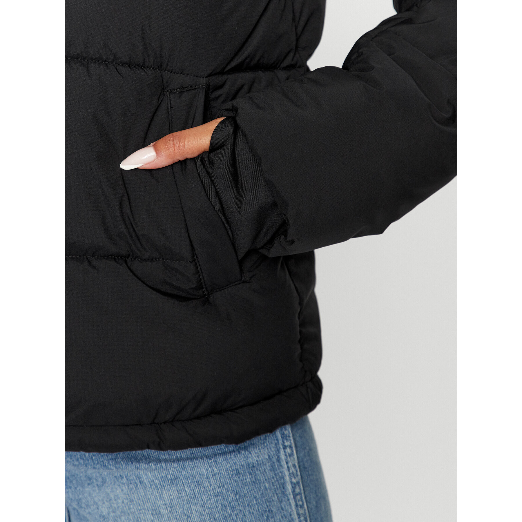 ONLY Пухено яке 15287909 Черен Regular Fit - Pepit.bg