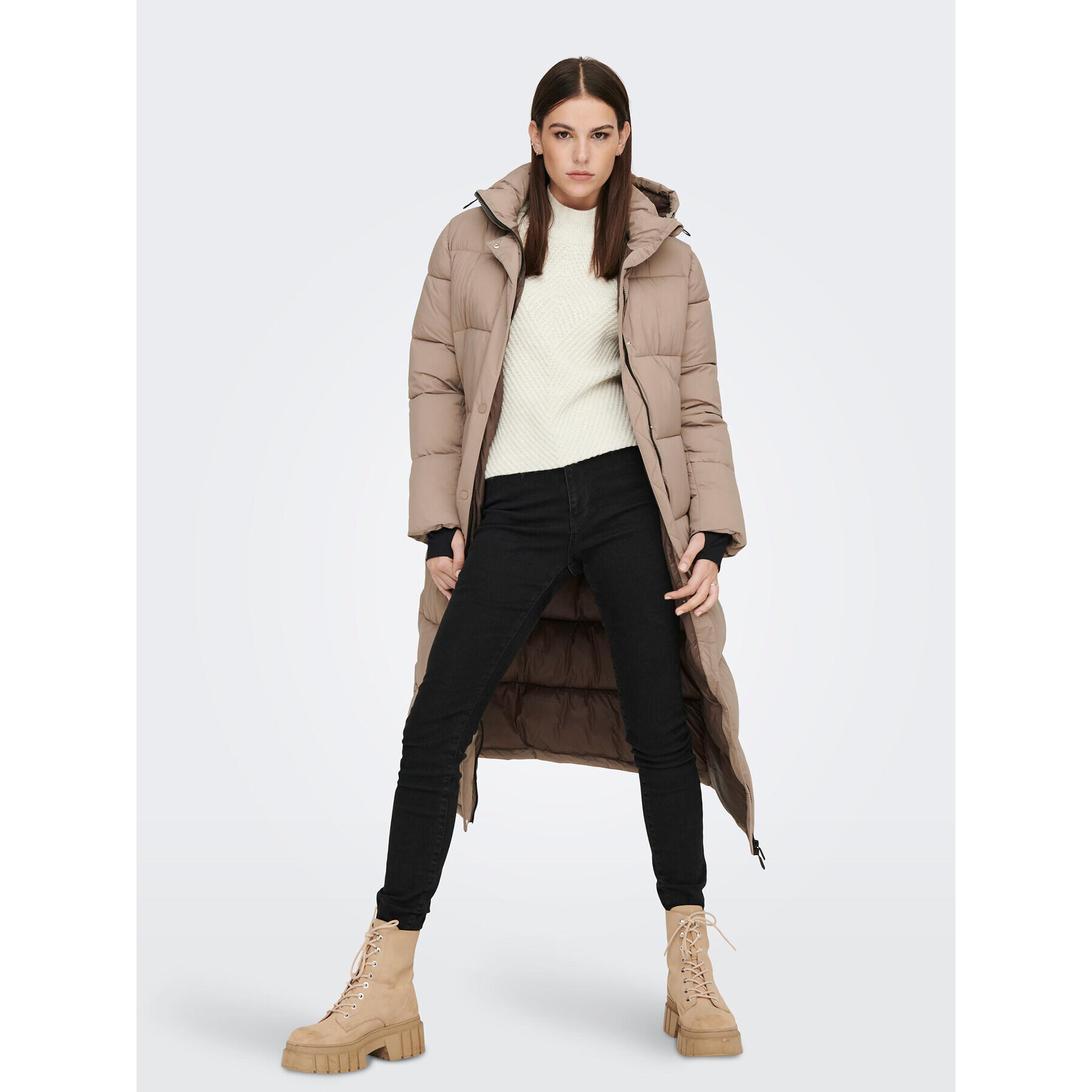 ONLY Пухено яке 15287913 Бежов Regular Fit - Pepit.bg