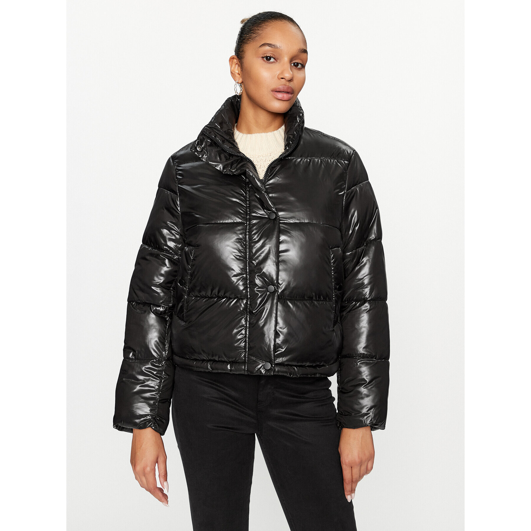ONLY Пухено яке 15292628 Черен Regular Fit - Pepit.bg