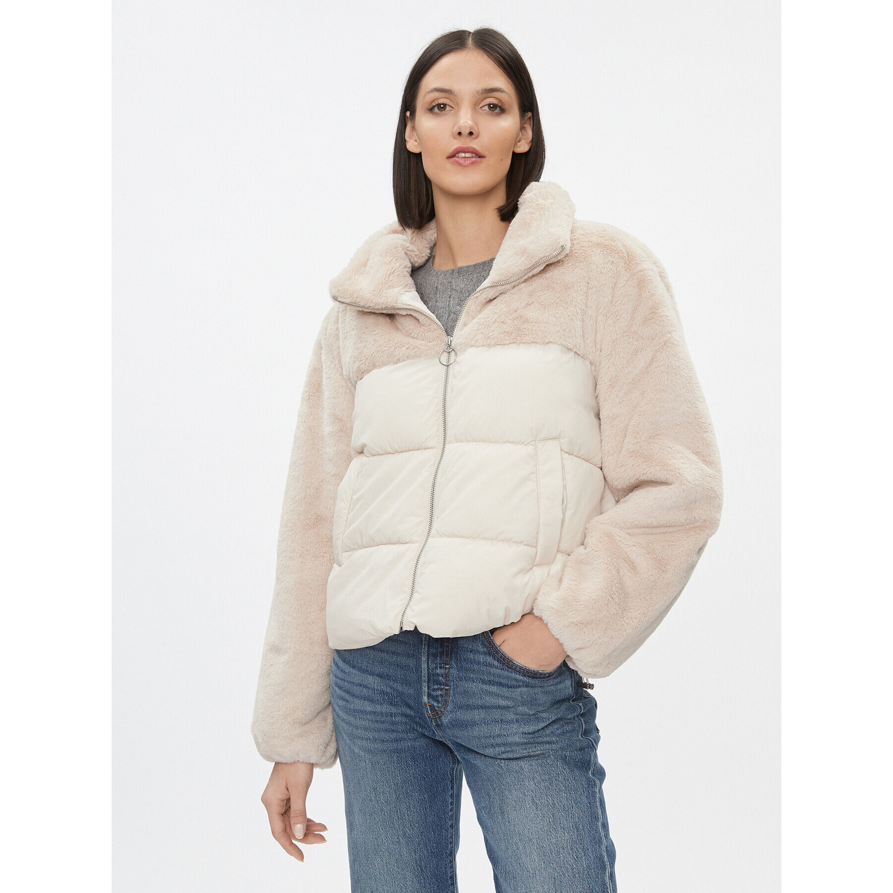 ONLY Пухено яке 15292945 Бежов Regular Fit - Pepit.bg