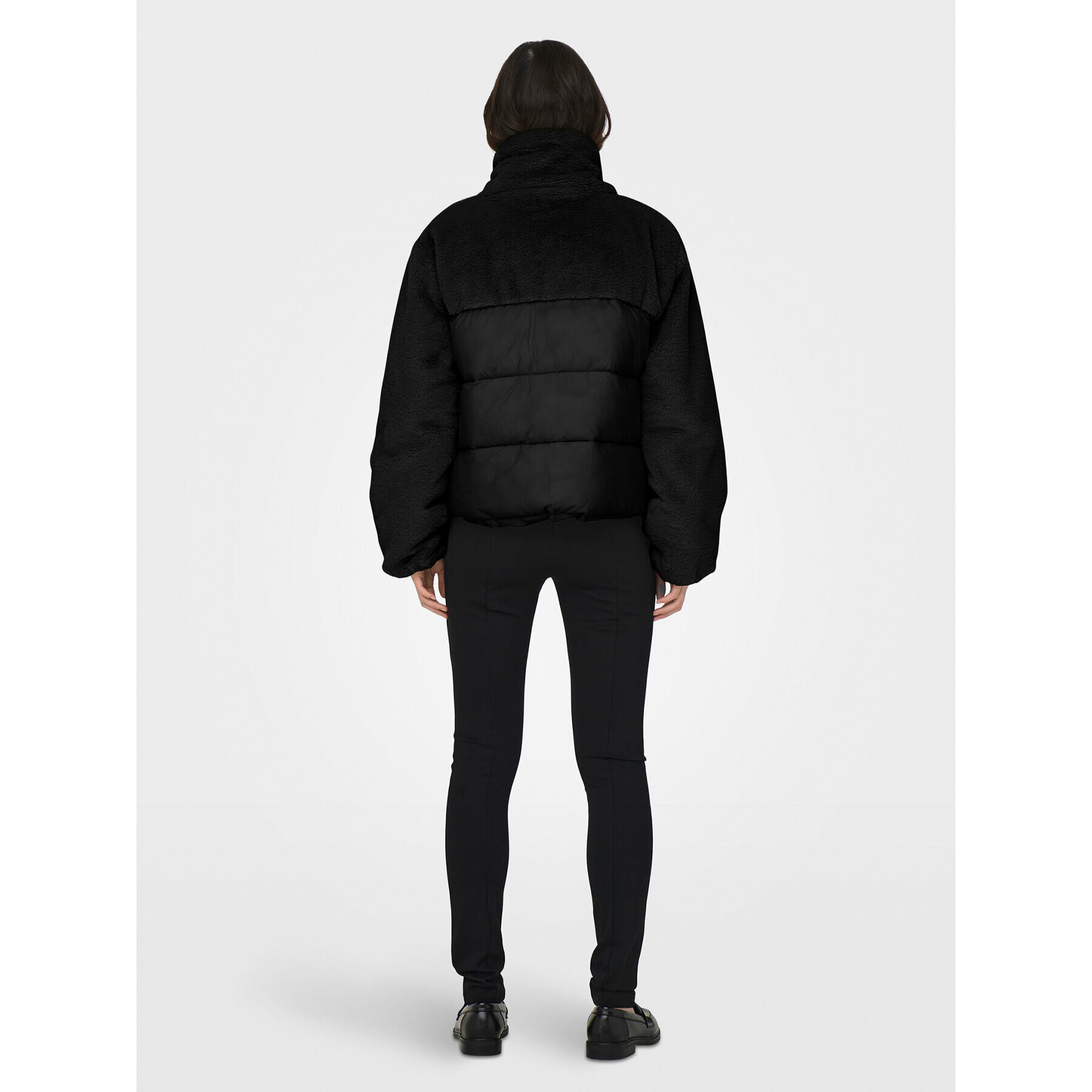 ONLY Пухено яке 15292945 Черен Regular Fit - Pepit.bg
