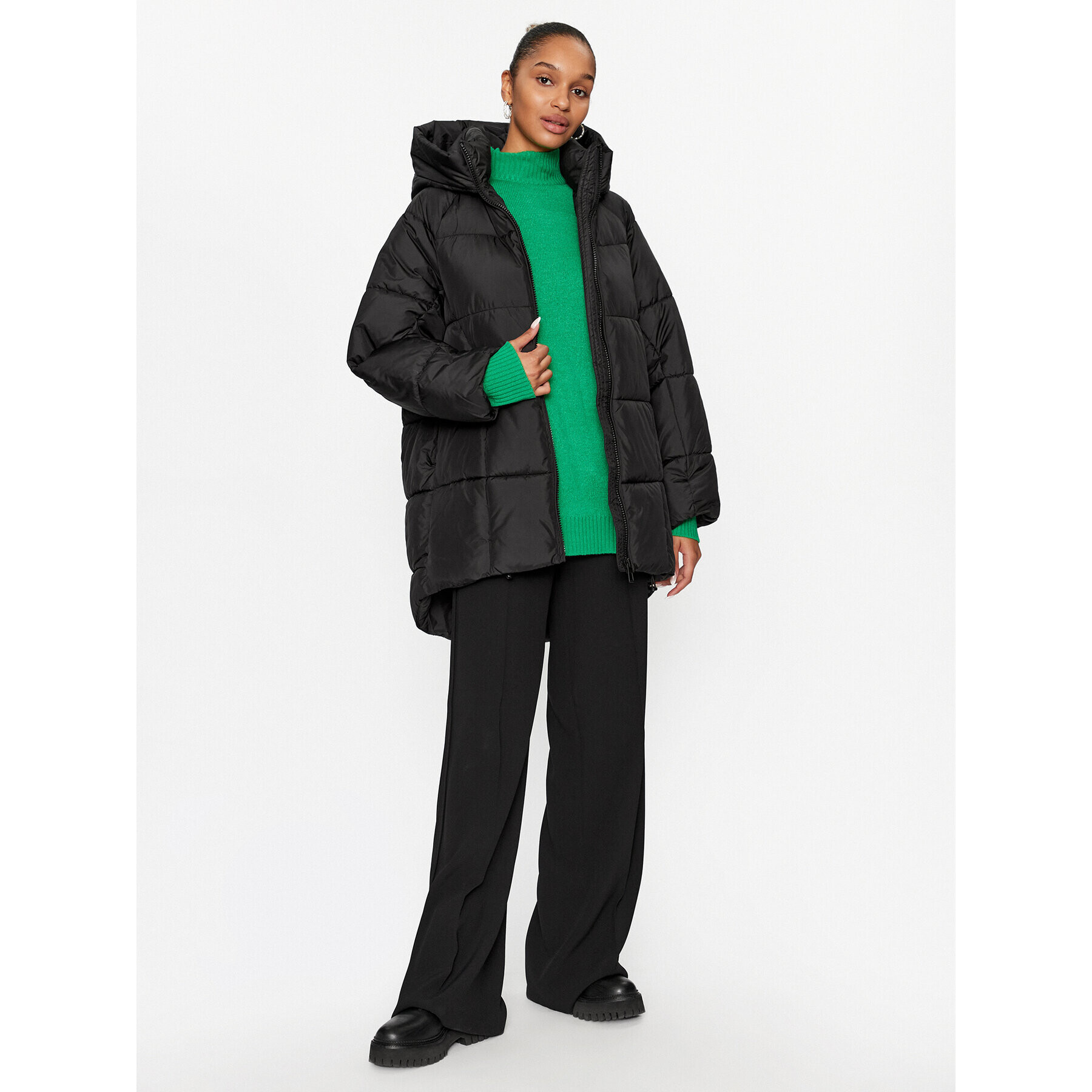 ONLY Пухено яке 15293818 Черен Regular Fit - Pepit.bg