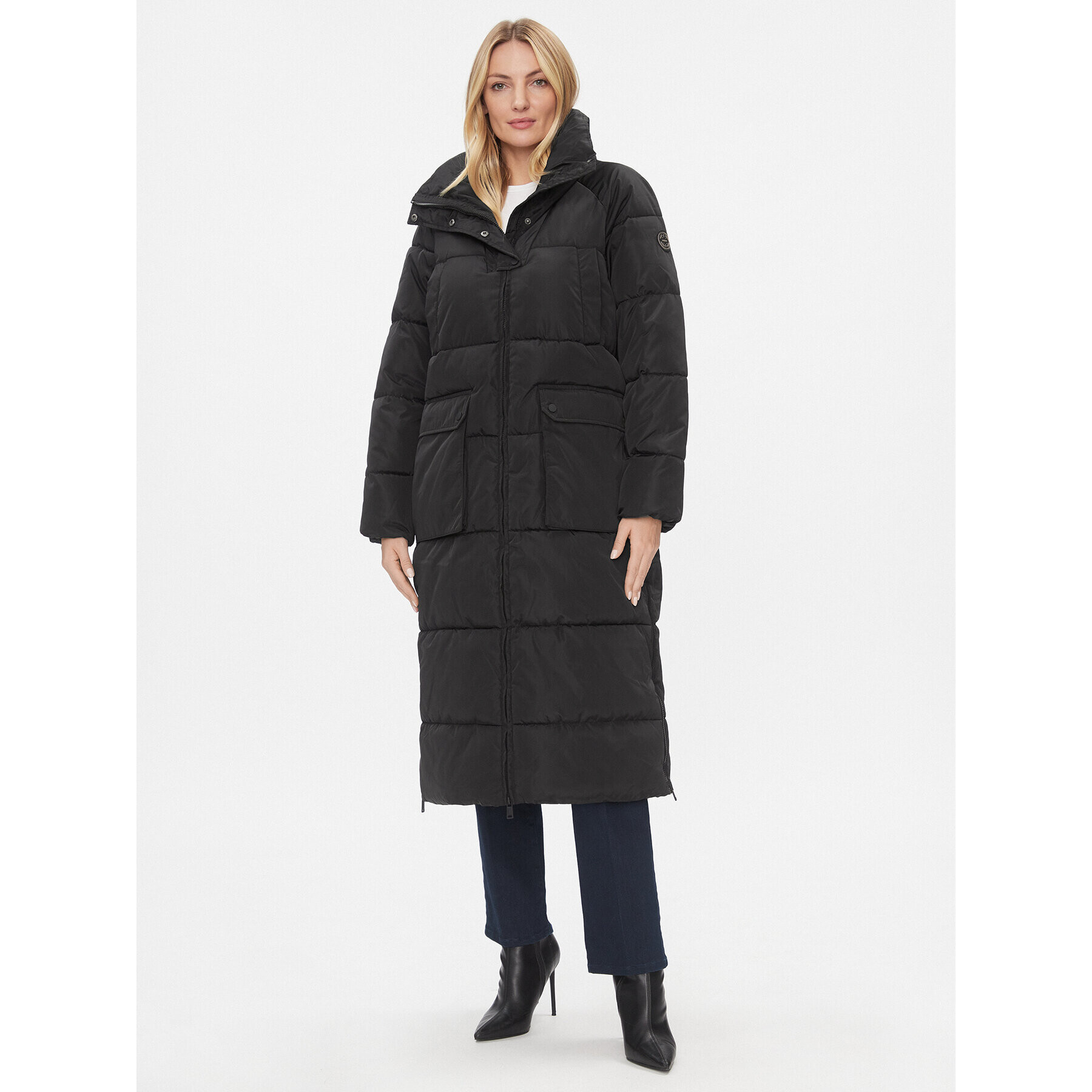 ONLY Пухено яке 15294315 Черен Regular Fit - Pepit.bg
