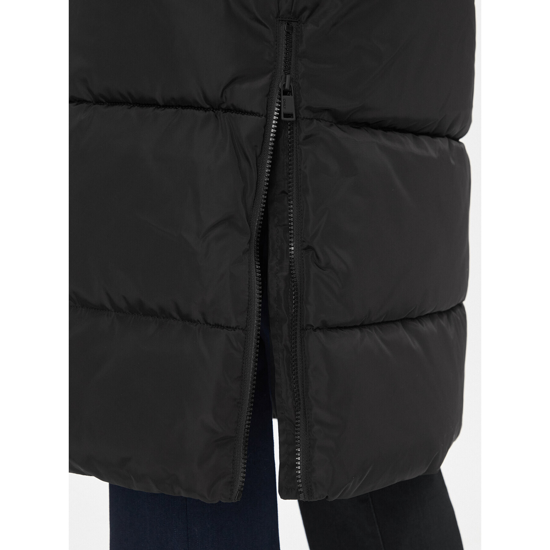 ONLY Пухено яке 15294315 Черен Regular Fit - Pepit.bg